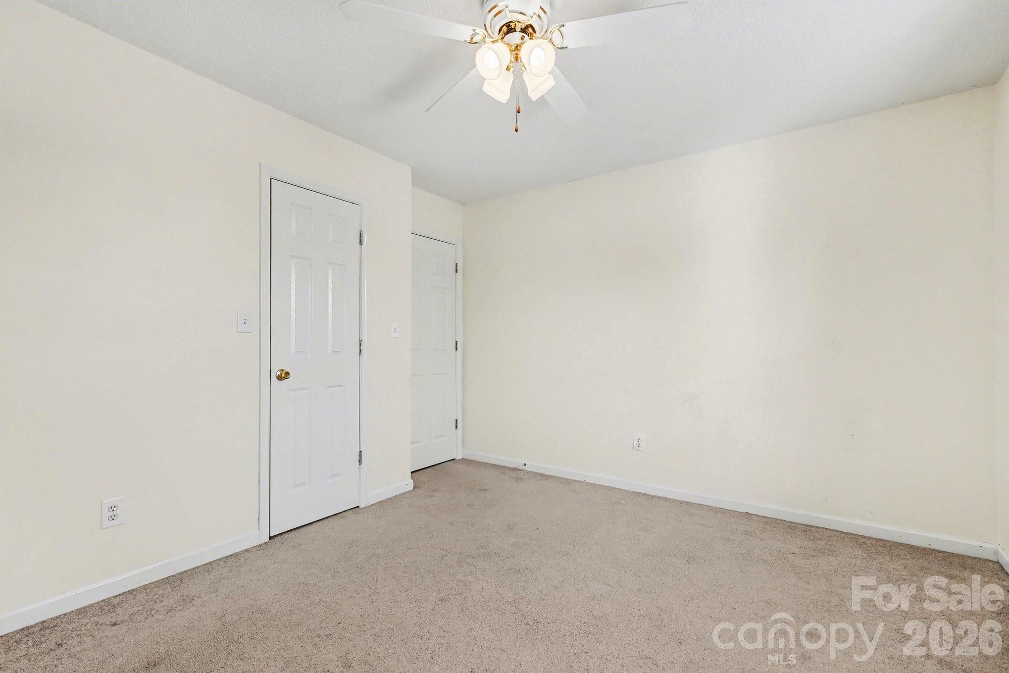 1976 Mcilwain Road — Lancaster