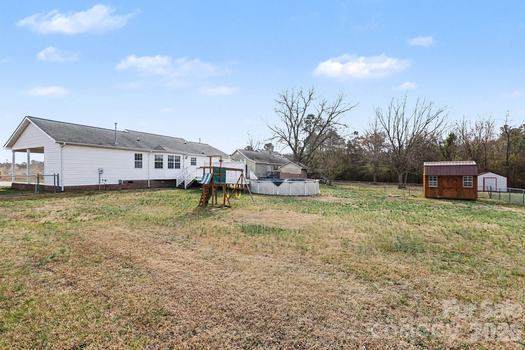 1976 Mcilwain Road — Lancaster