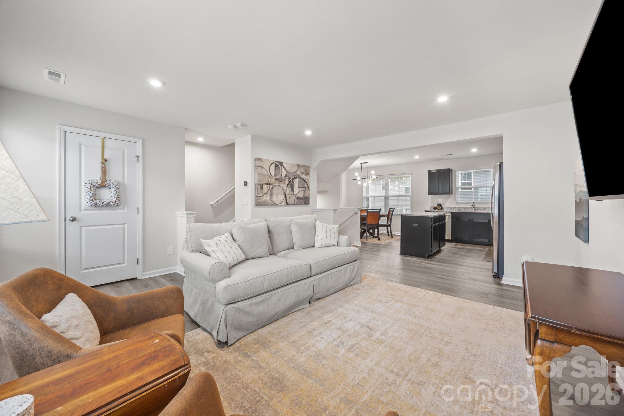 3021 Fiddlewood Street — Charlotte