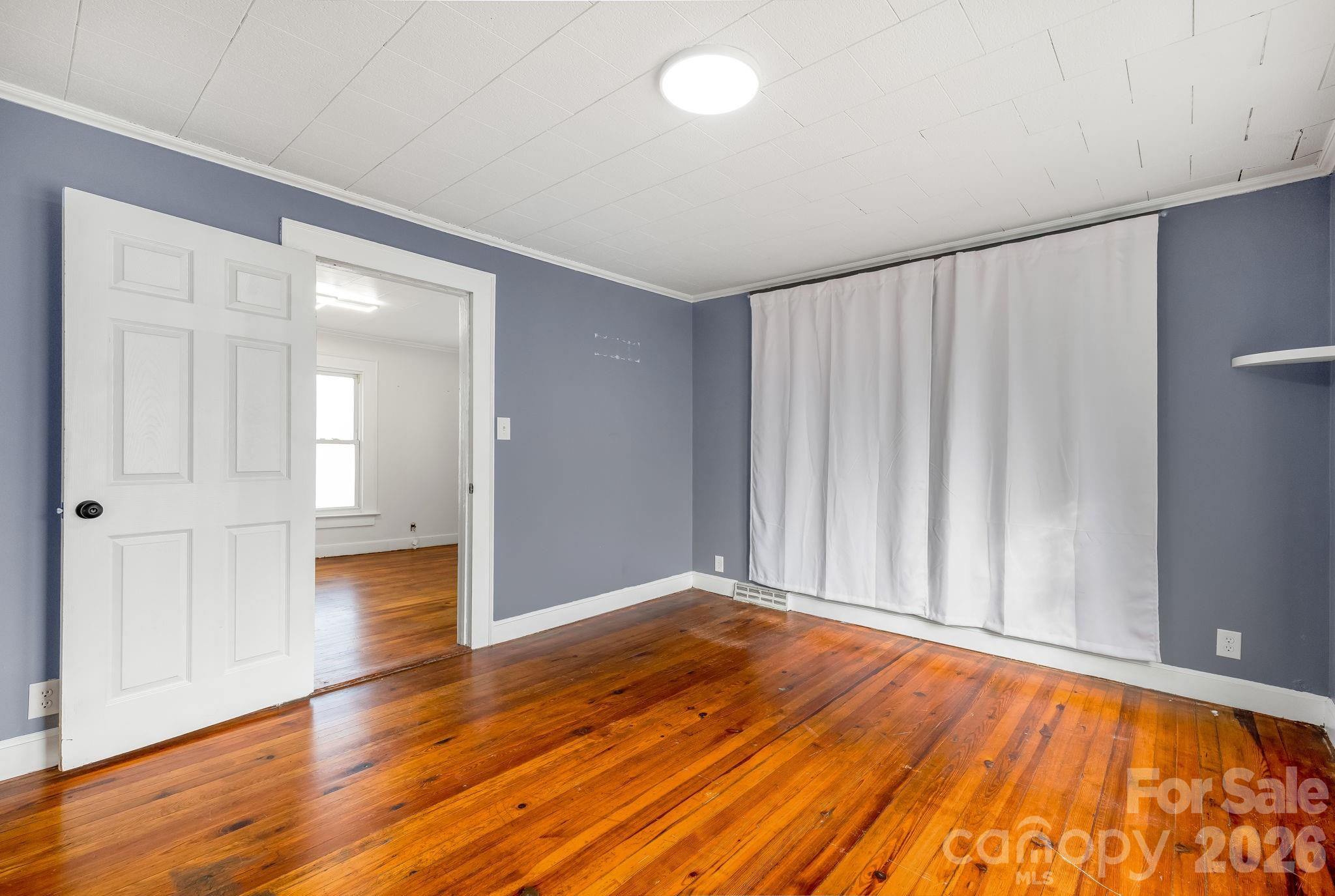618 Live Oak Street — Shelby