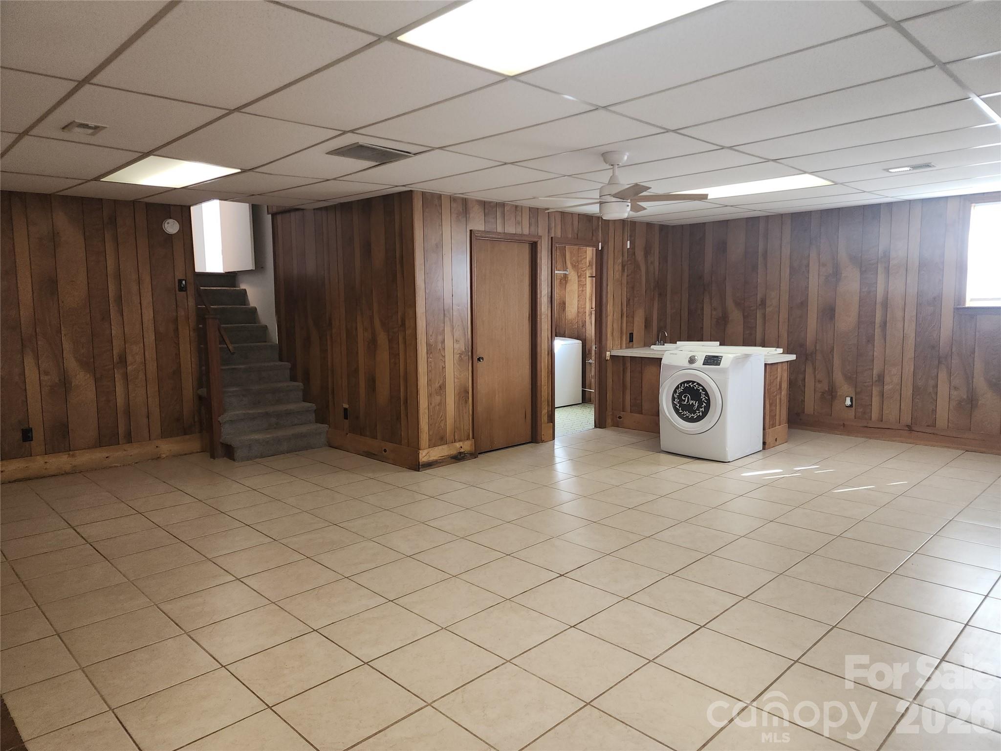 150 Autumn Leaf Road — Troutman