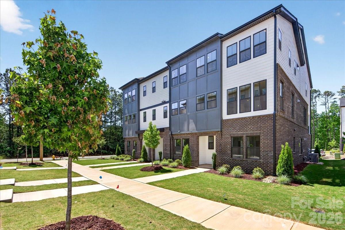 12015 Elsa Lane — Charlotte