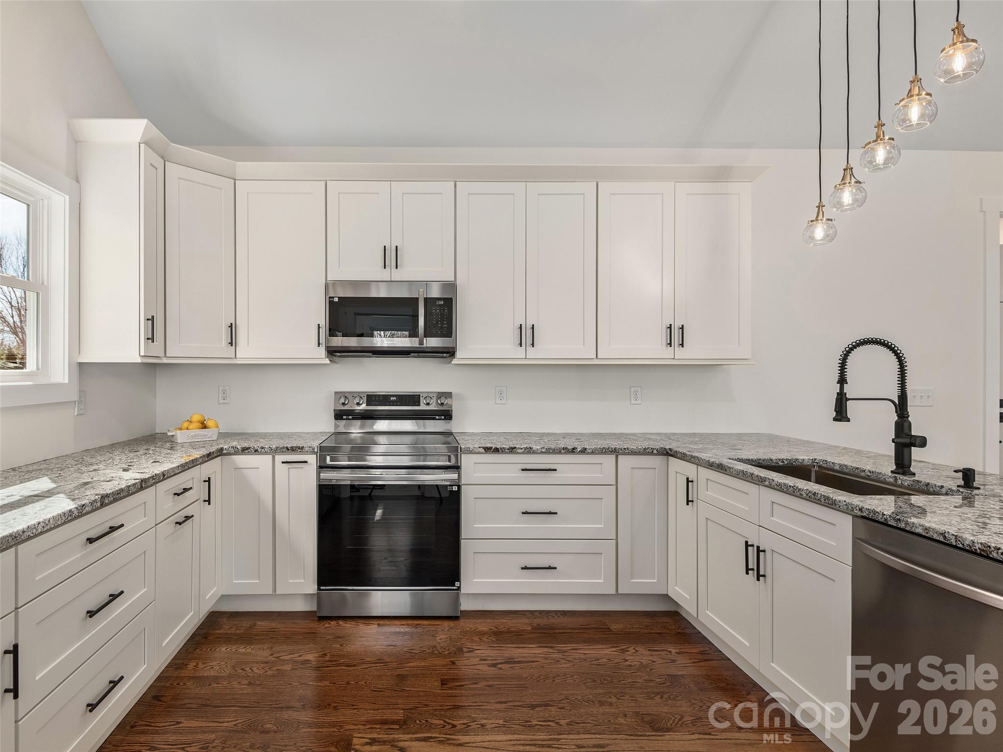 399 Crystal Heights Drive — Hendersonville