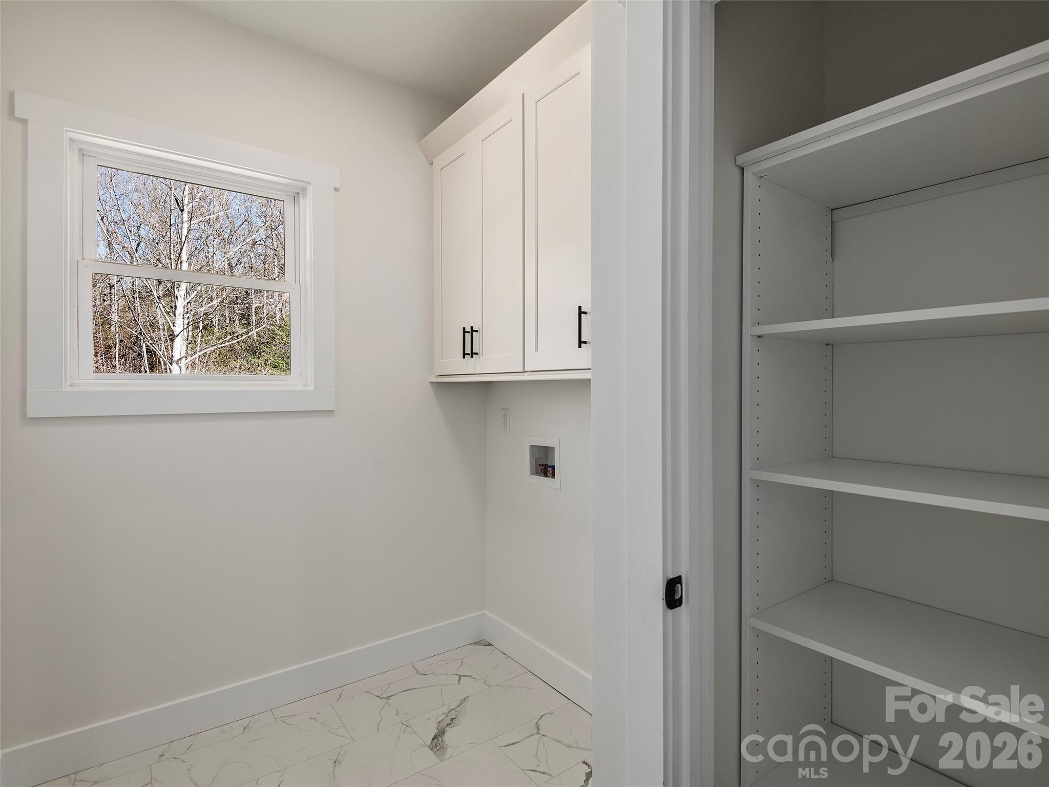 399 Crystal Heights Drive — Hendersonville