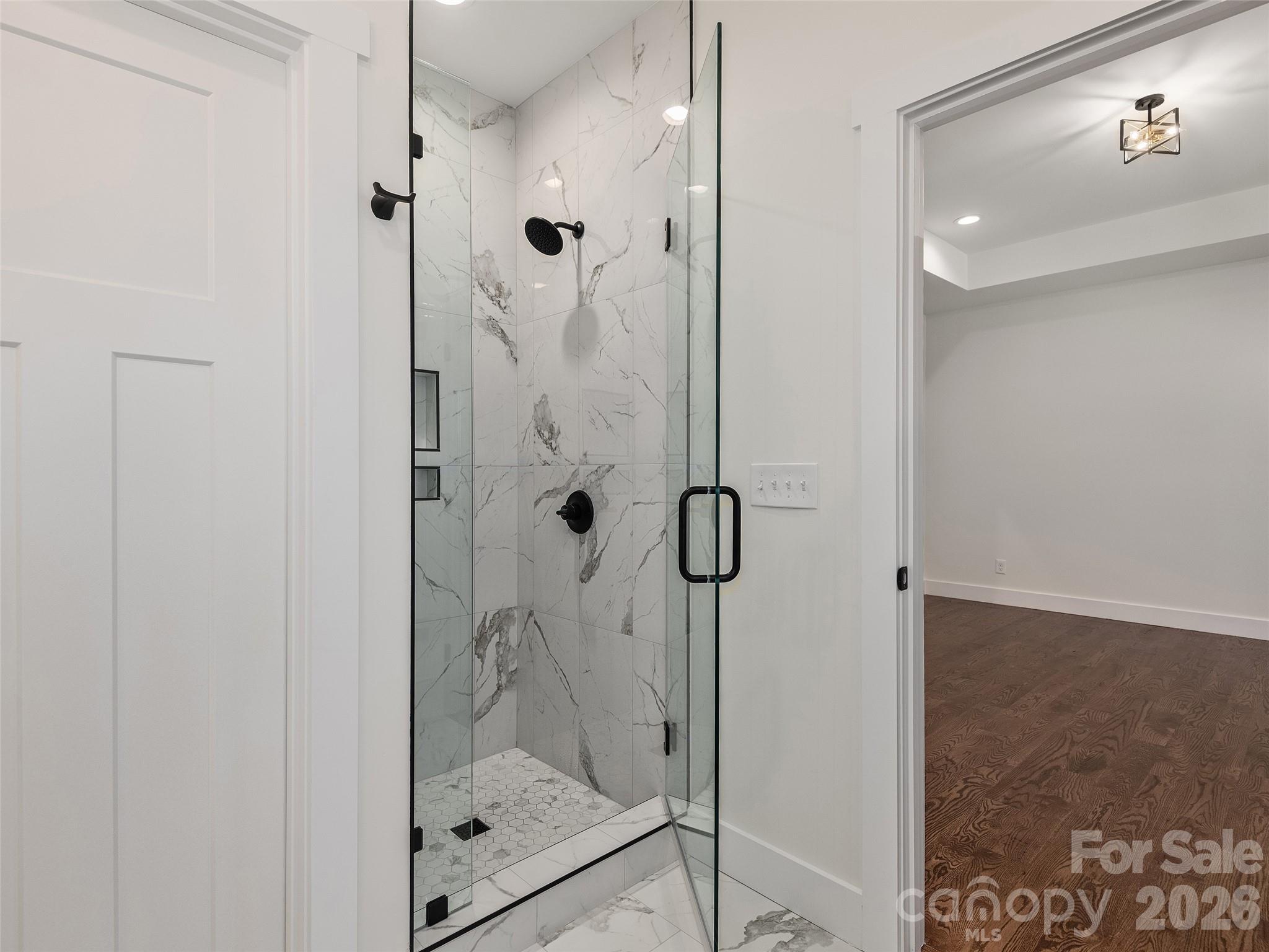 399 Crystal Heights Drive — Hendersonville