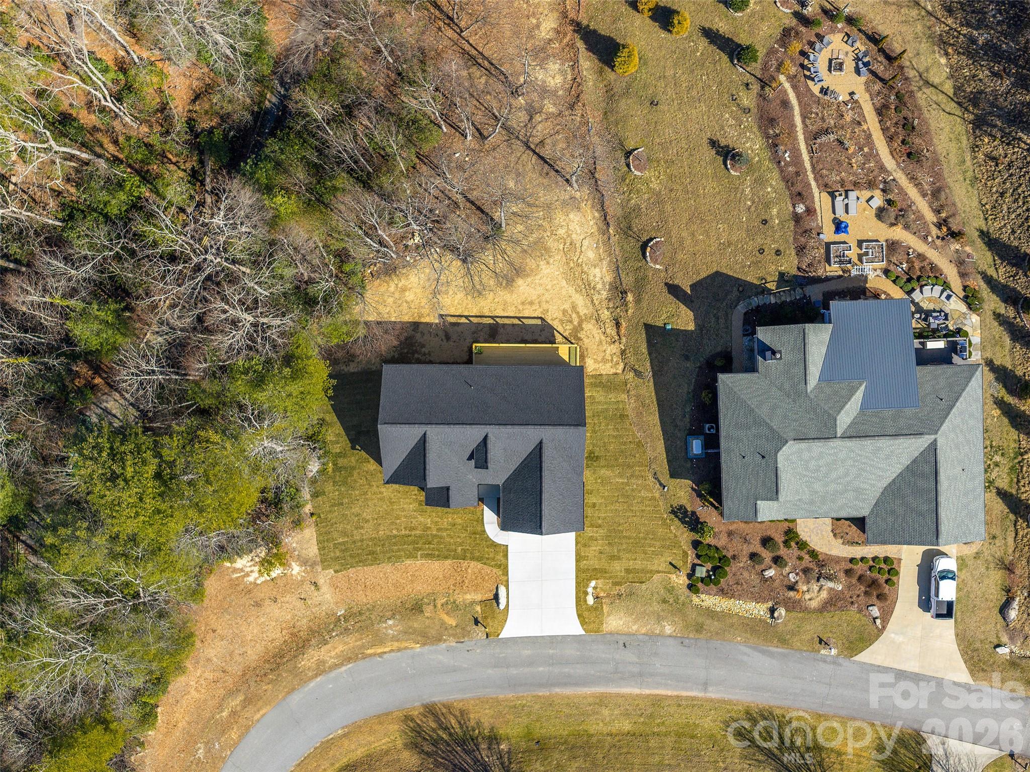 399 Crystal Heights Drive — Hendersonville
