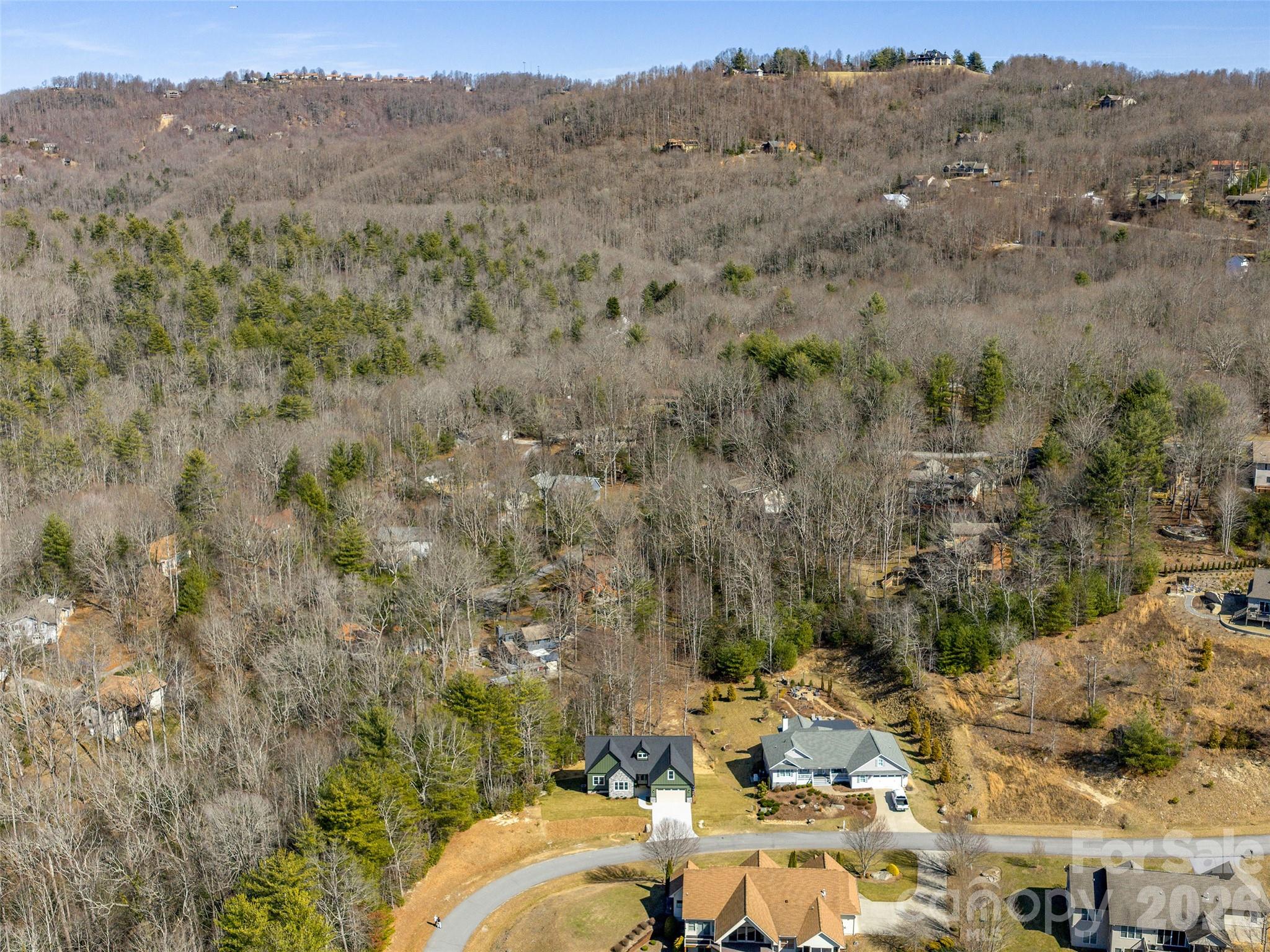 399 Crystal Heights Drive — Hendersonville
