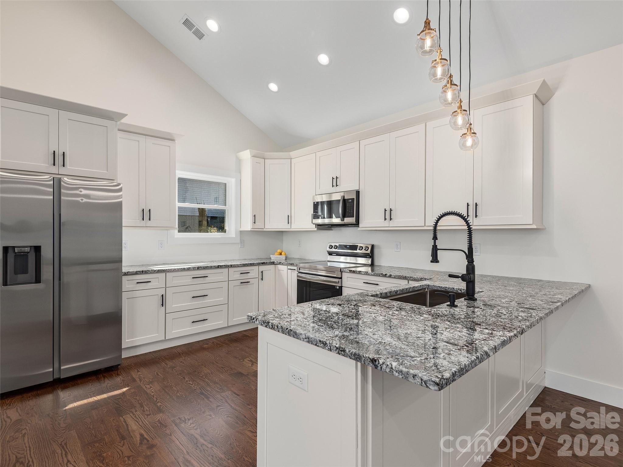 399 Crystal Heights Drive — Hendersonville