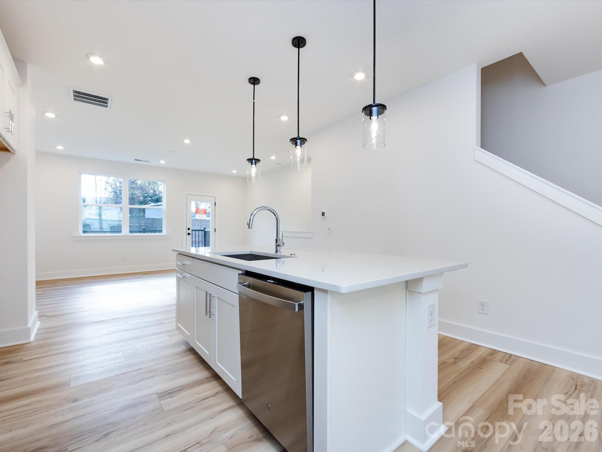 7022 Impulse Court — Charlotte