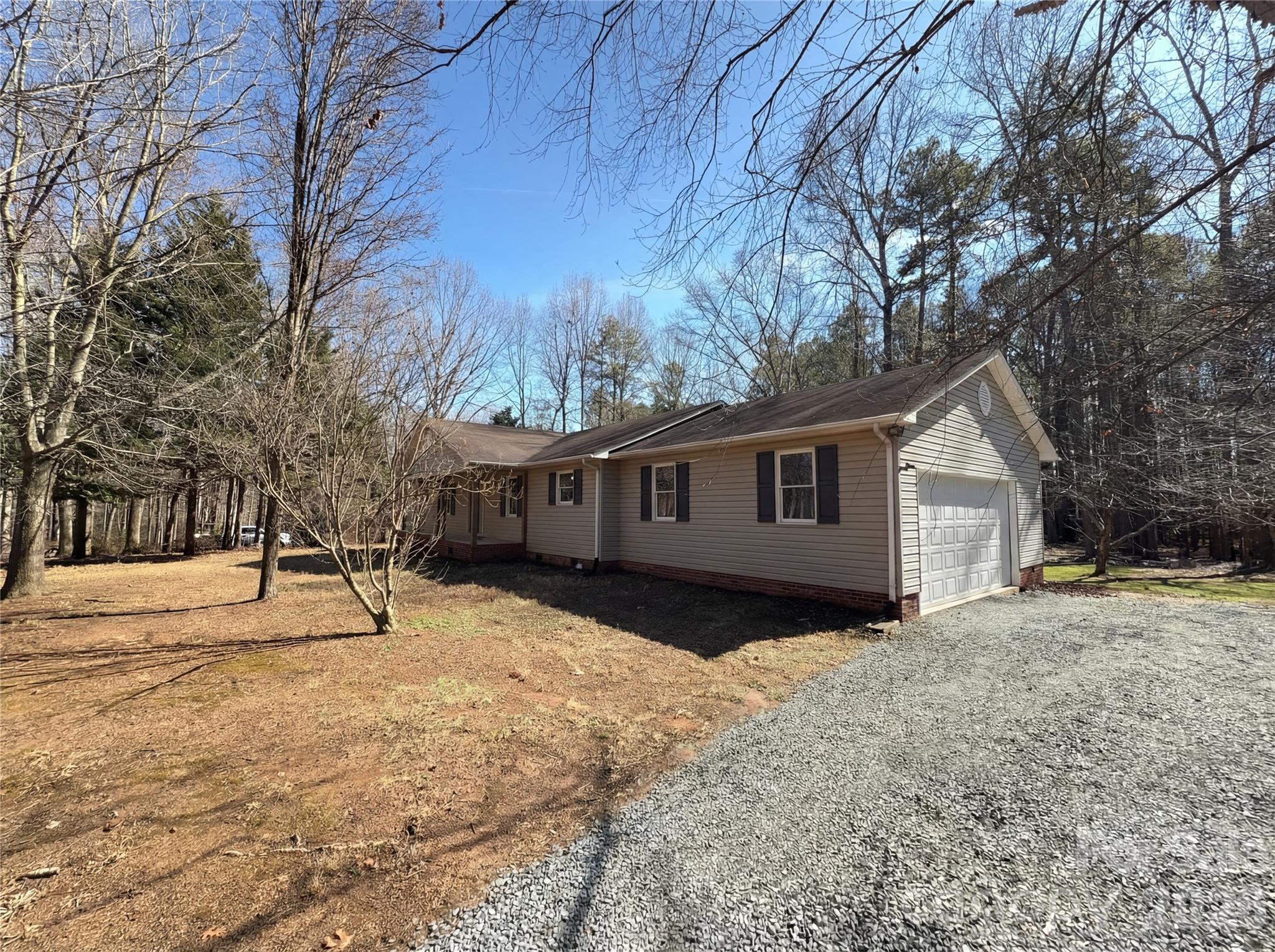 16138 Substation Road — Locust