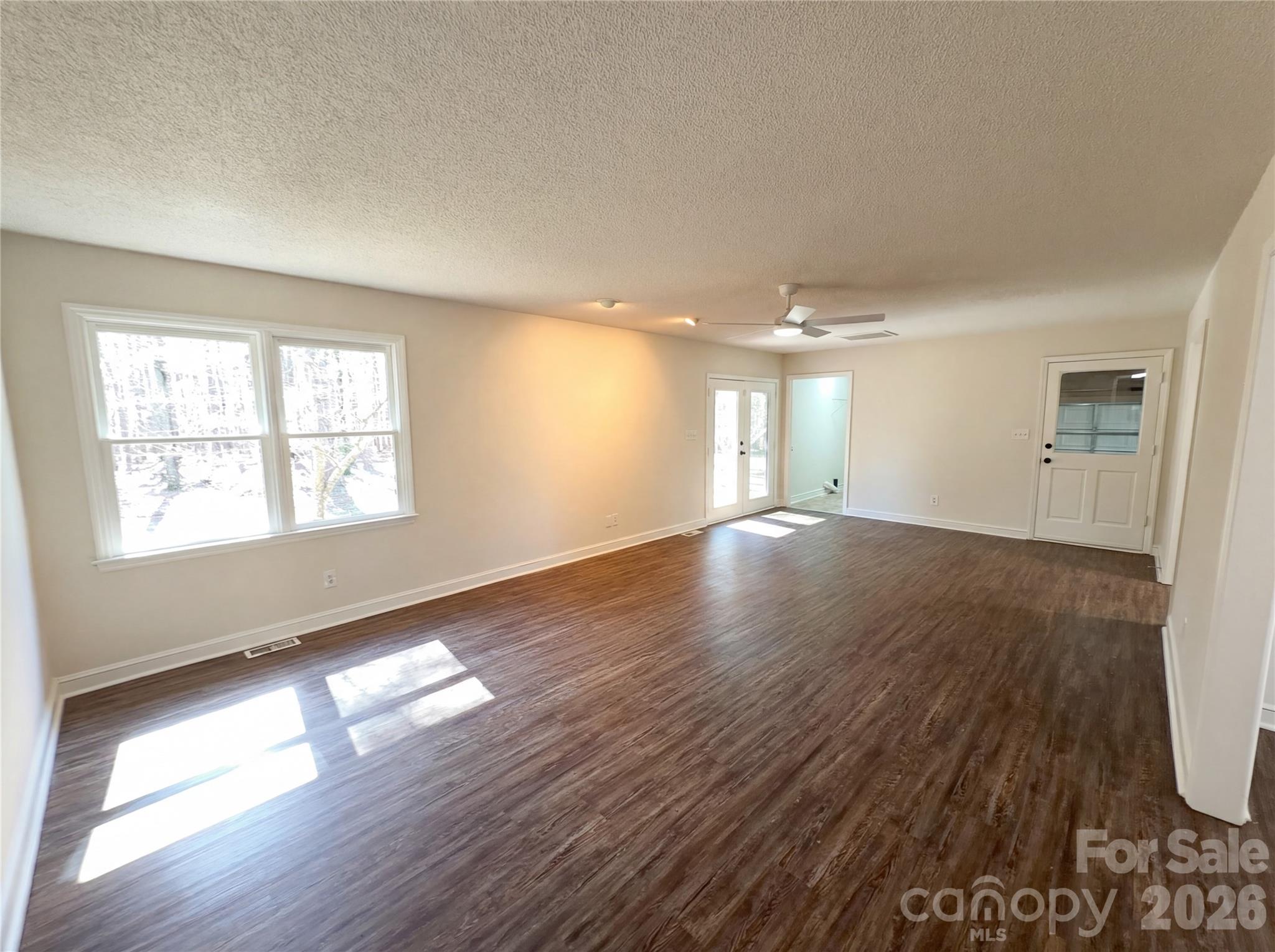 16138 Substation Road — Locust