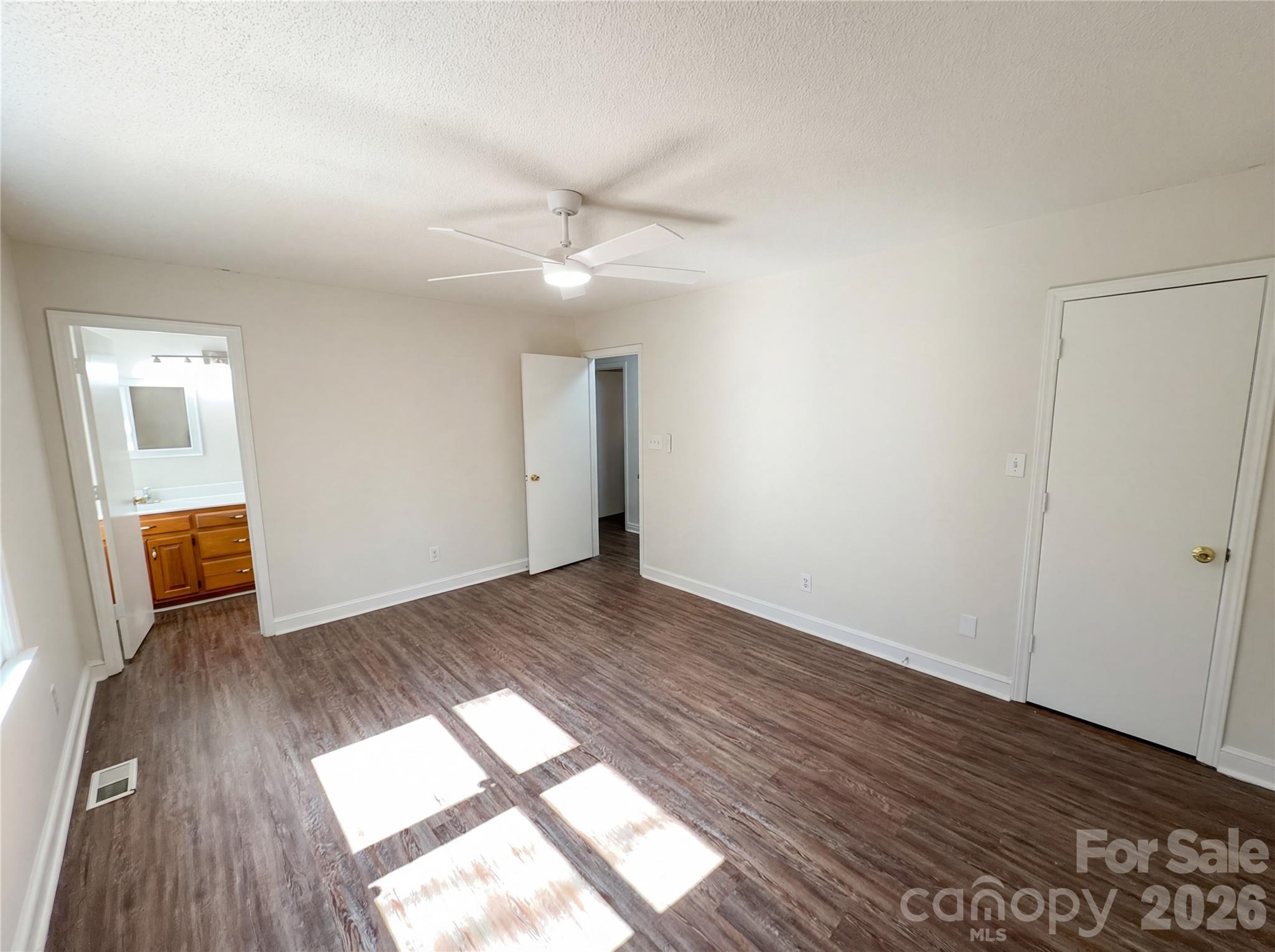 16138 Substation Road — Locust
