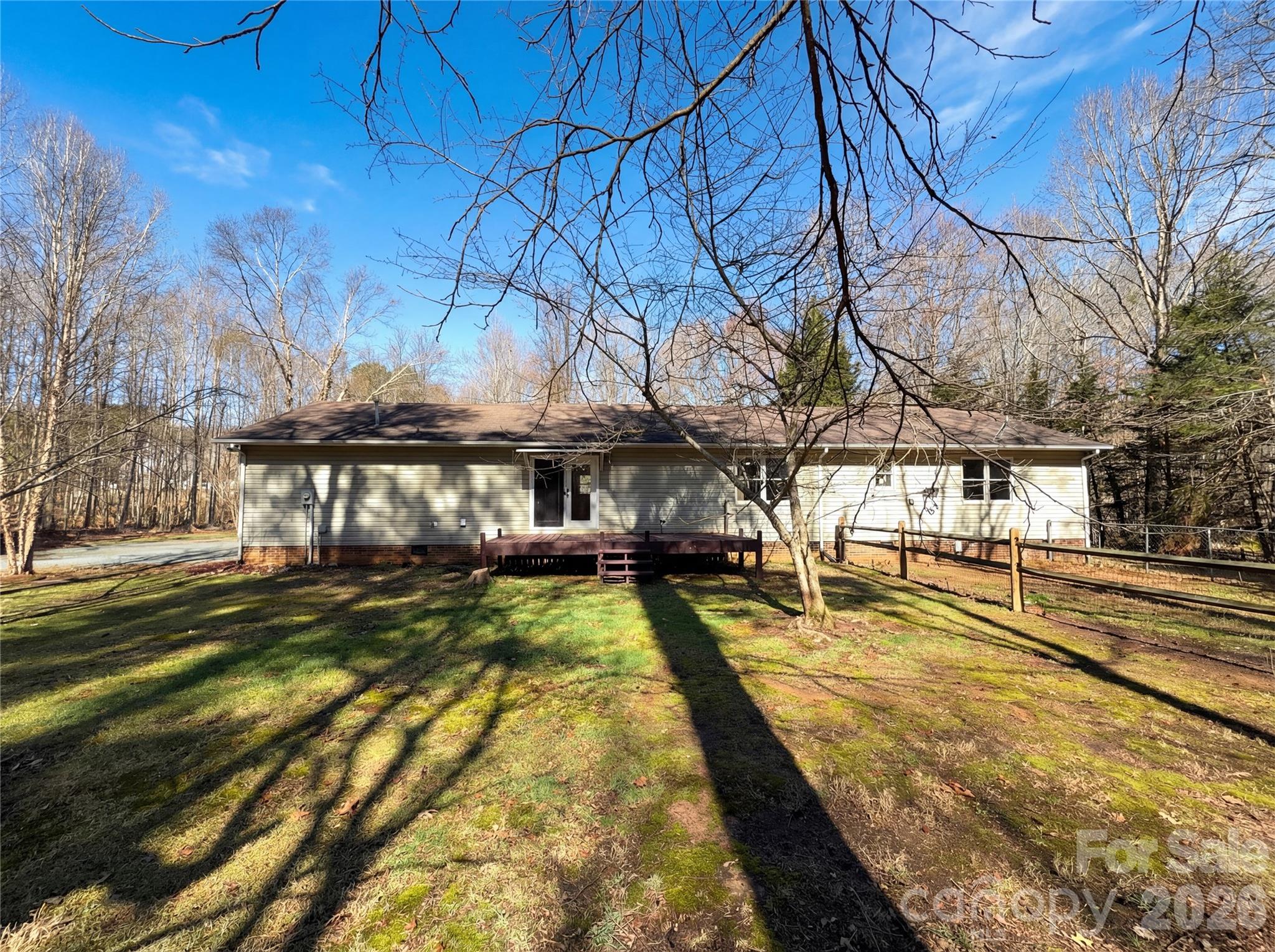 16138 Substation Road — Locust