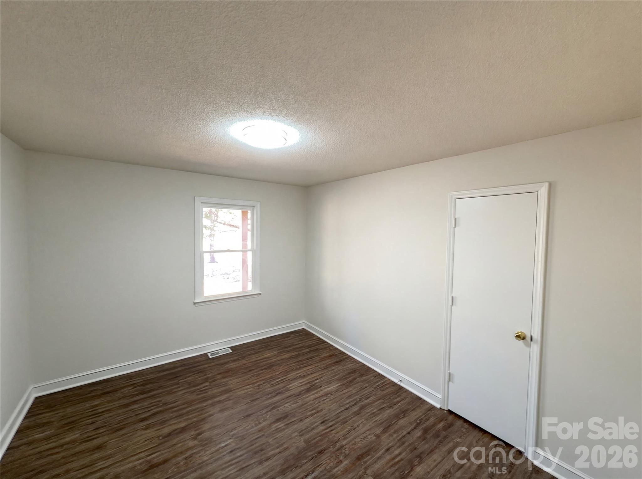 16138 Substation Road — Locust