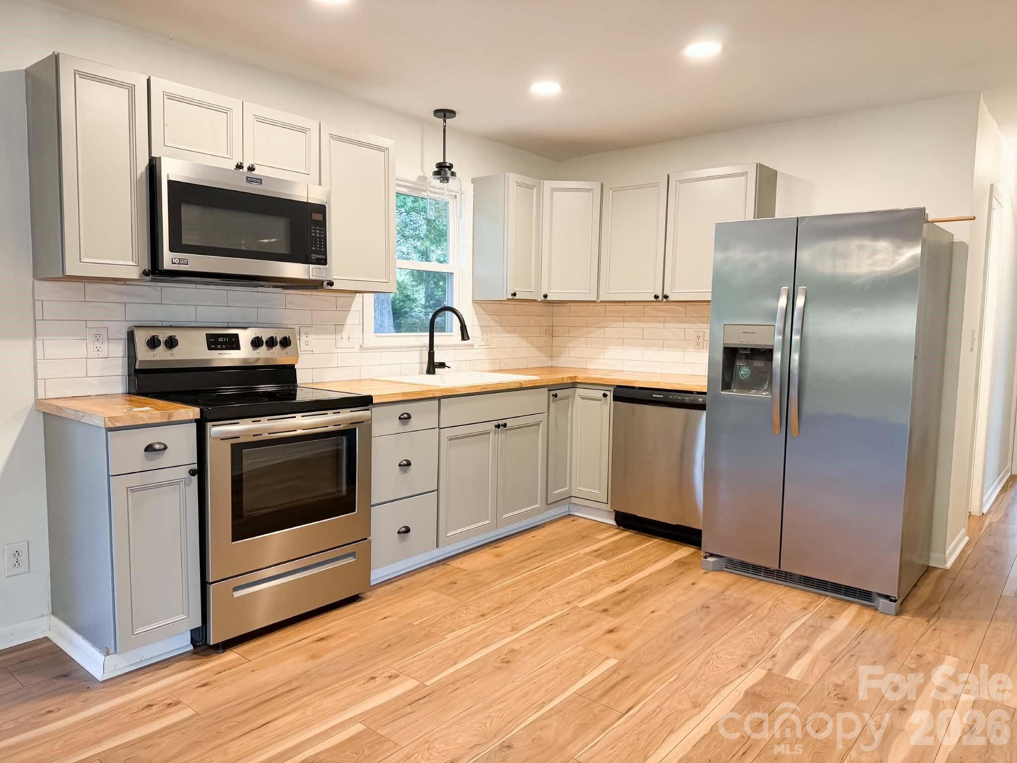 6005 Penndale Drive — Shelby