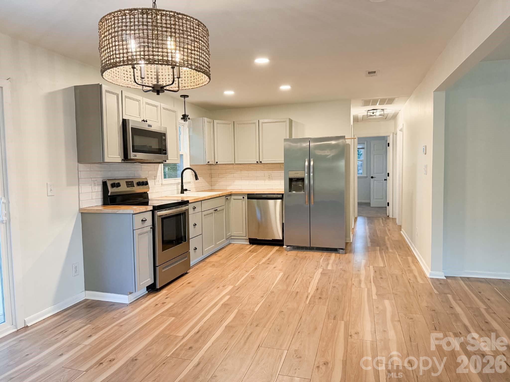 6005 Penndale Drive — Shelby