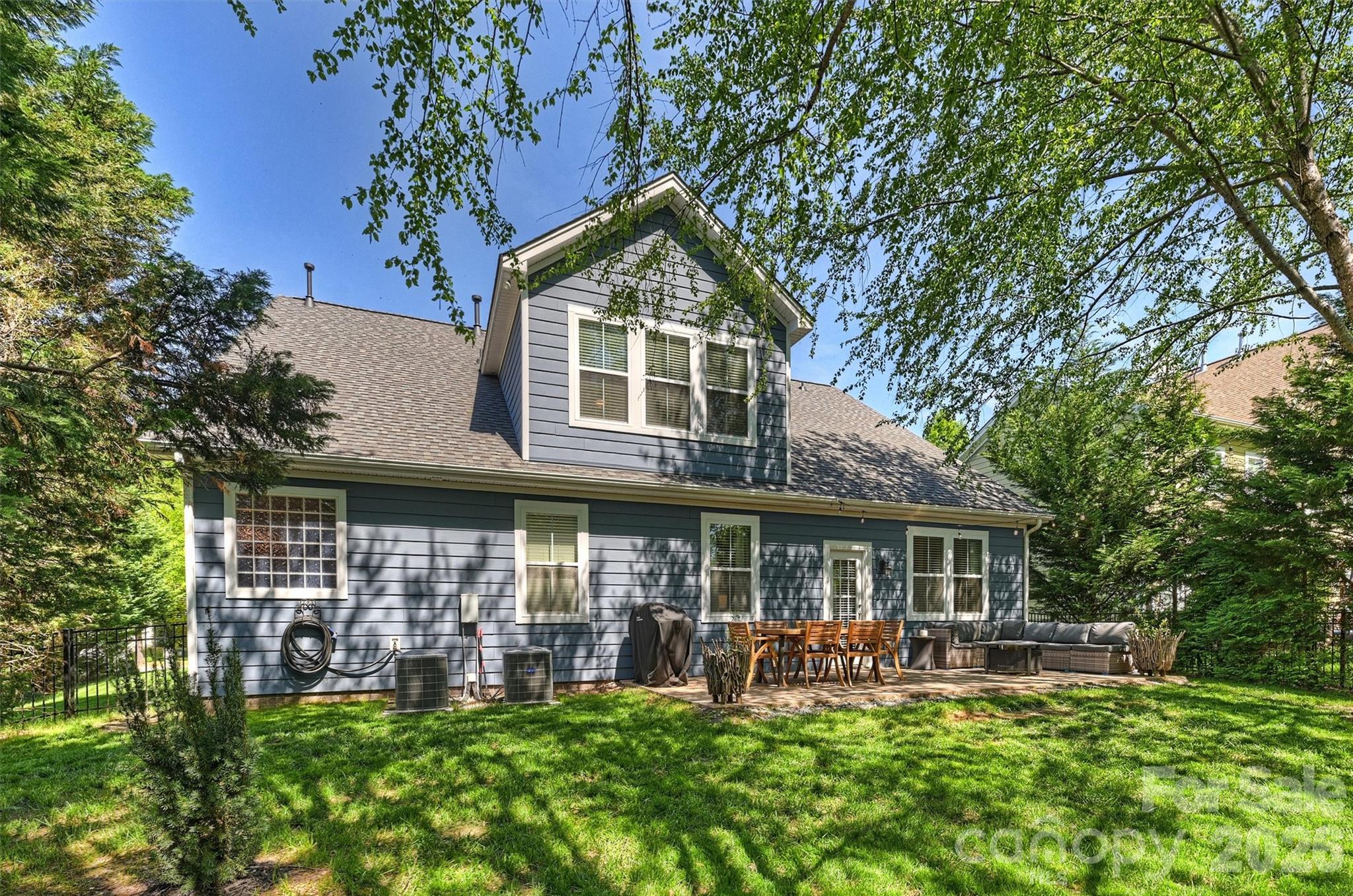 1405 Ridge Haven Road — Waxhaw