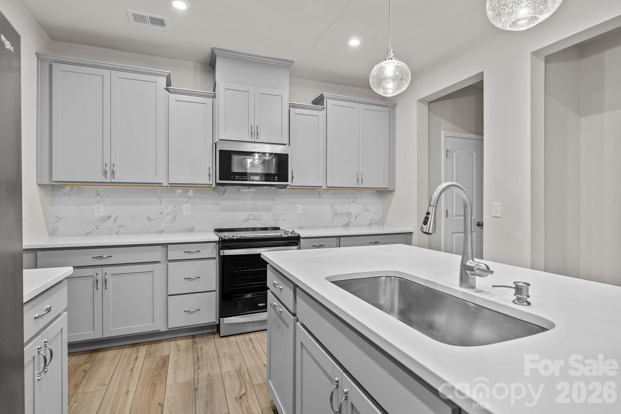 11246 Bartrams Way — Charlotte