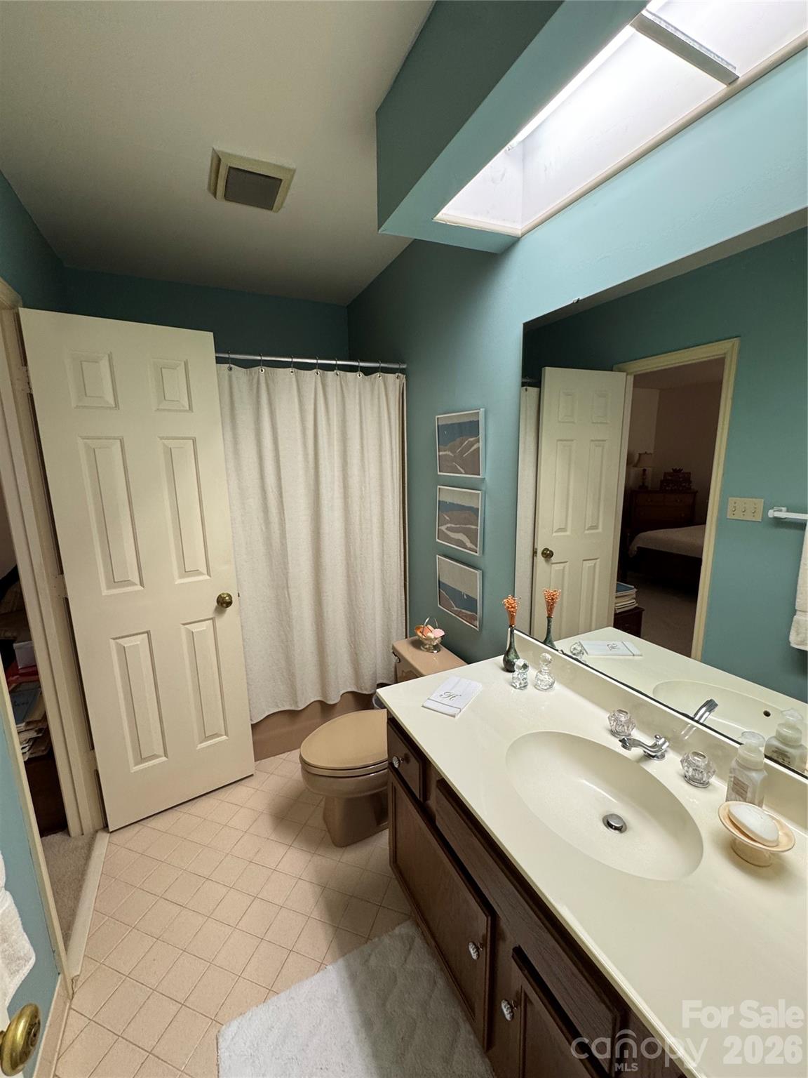 4913 Torrey Pines Court — Charlotte