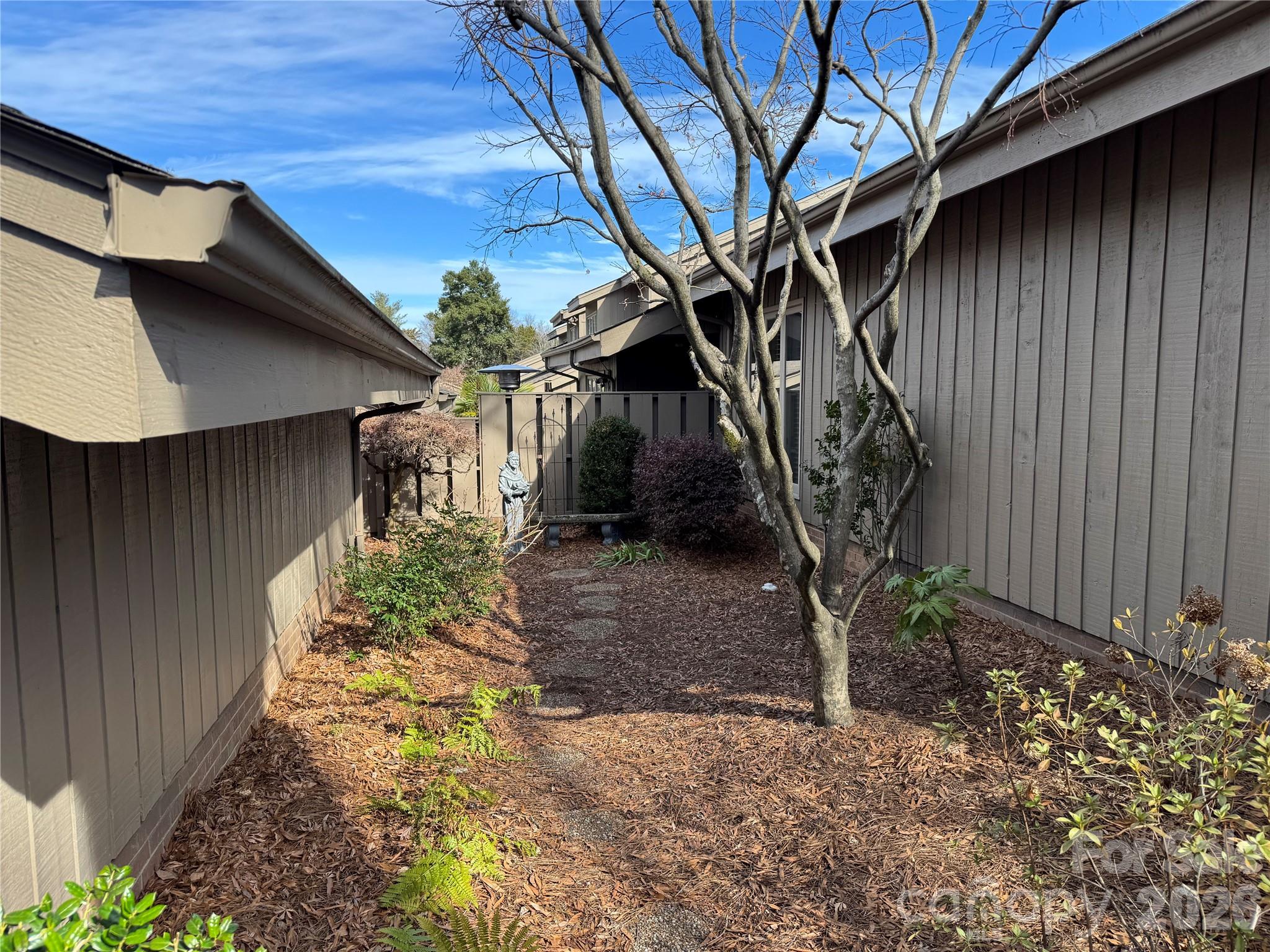 4913 Torrey Pines Court — Charlotte