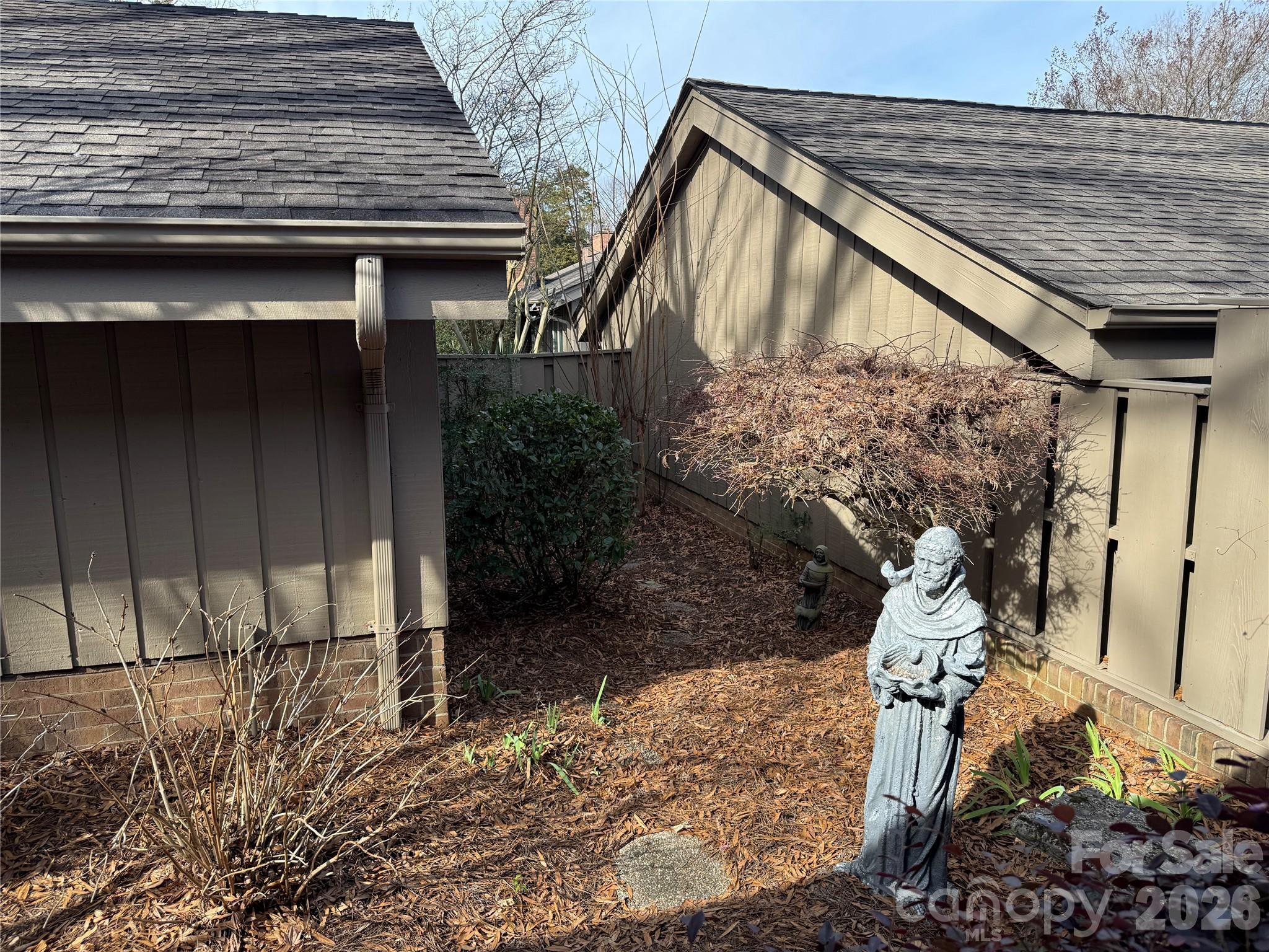 4913 Torrey Pines Court — Charlotte