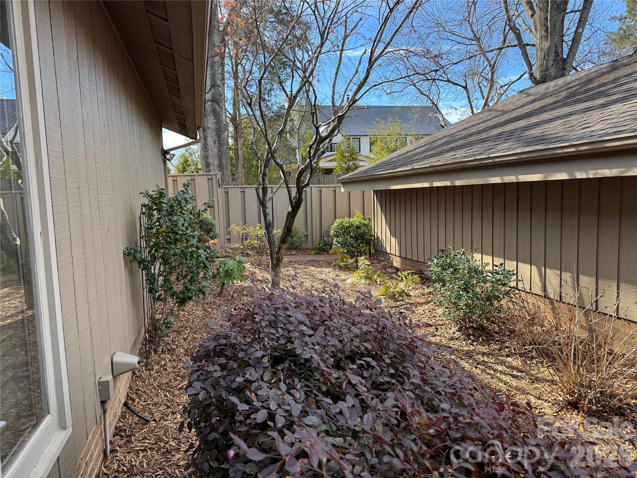 4913 Torrey Pines Court — Charlotte