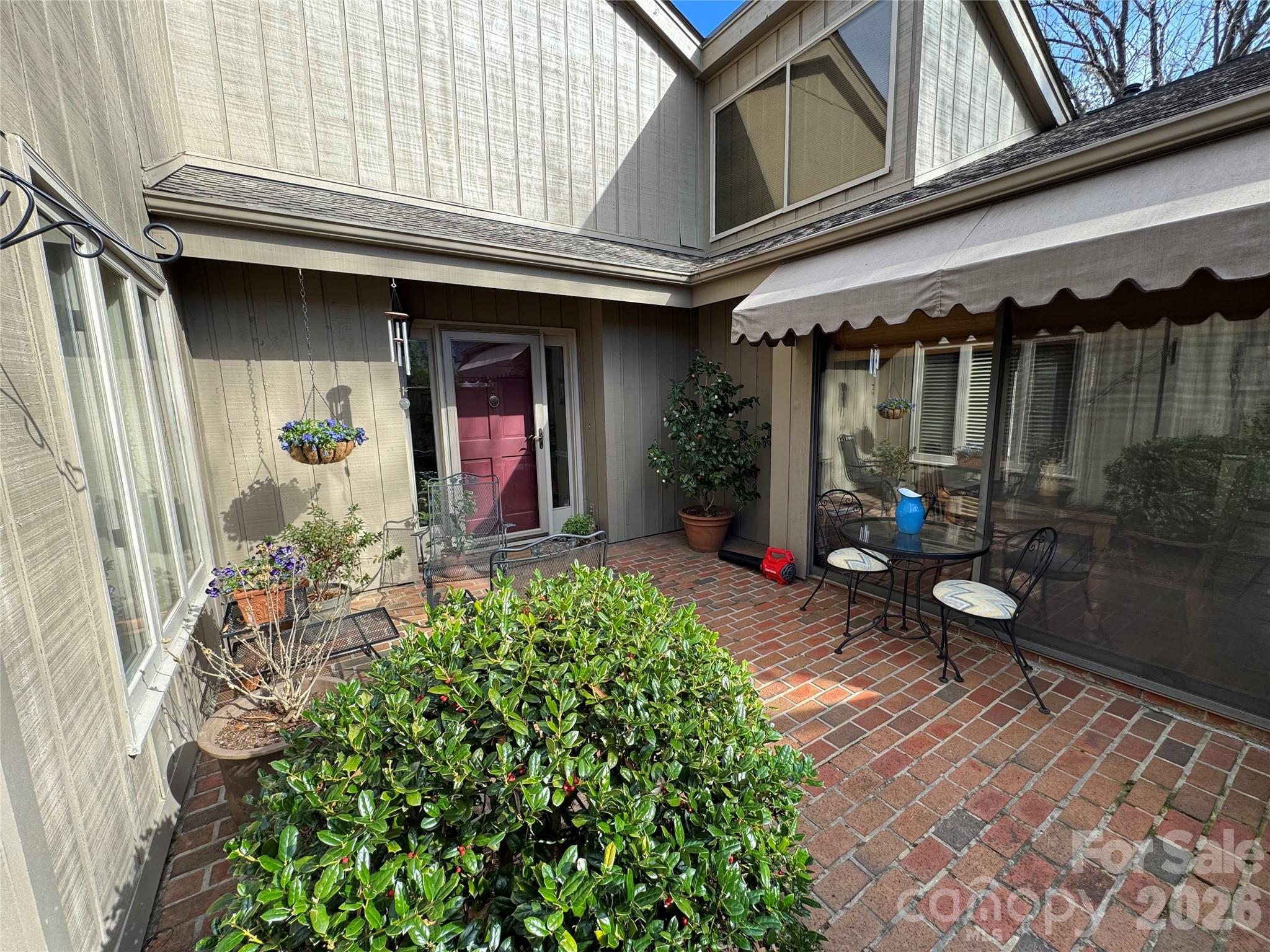 4913 Torrey Pines Court — Charlotte
