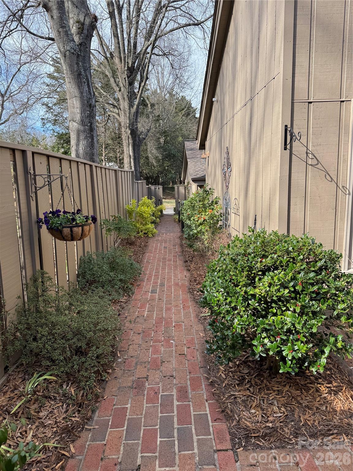 4913 Torrey Pines Court — Charlotte
