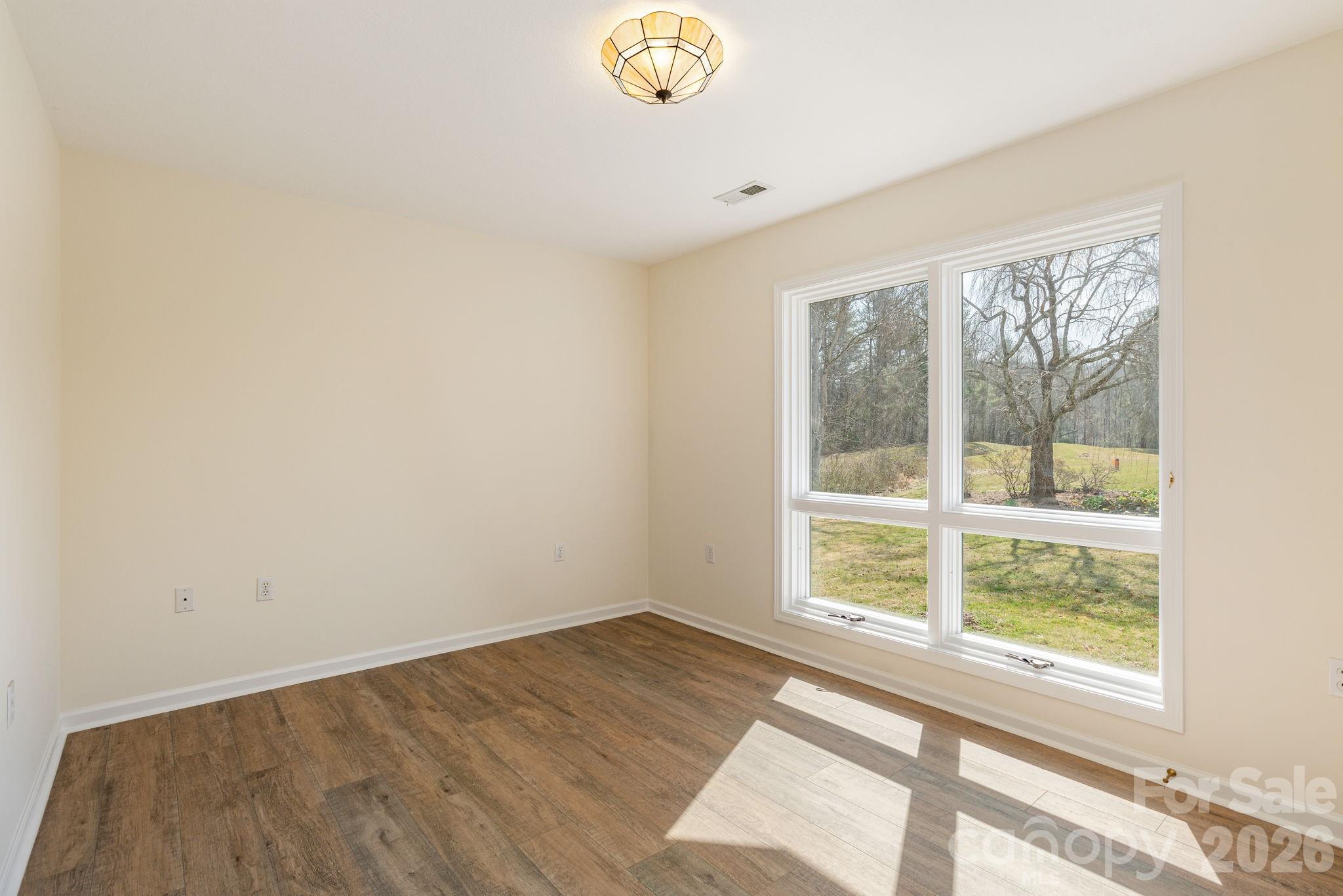 132 Broadmoor Drive #V-1 — Flat Rock