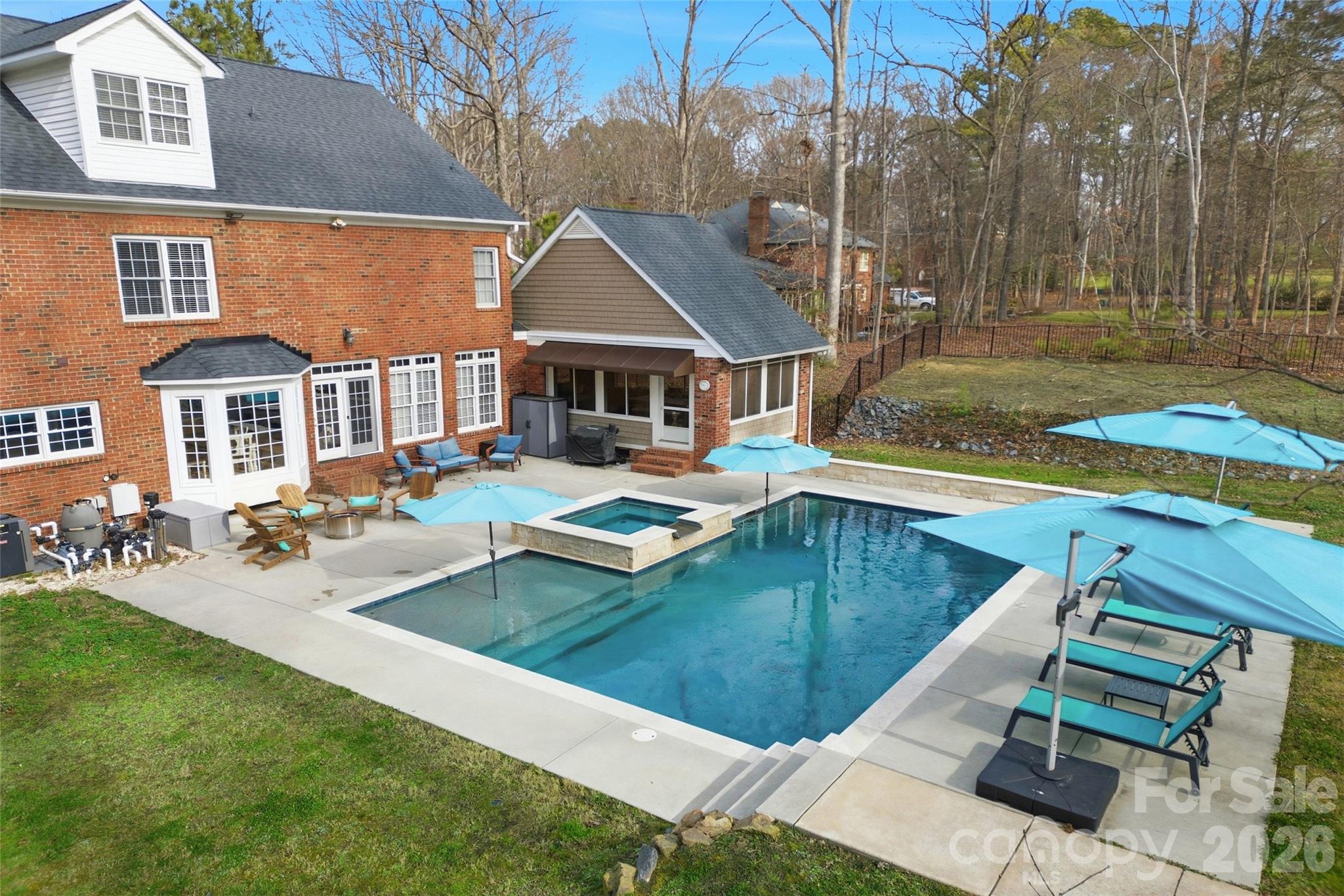 4425 Glen Oaks Drive — Matthews