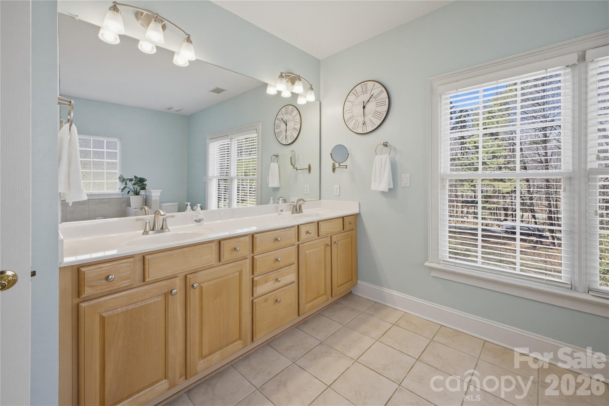 4425 Glen Oaks Drive — Matthews