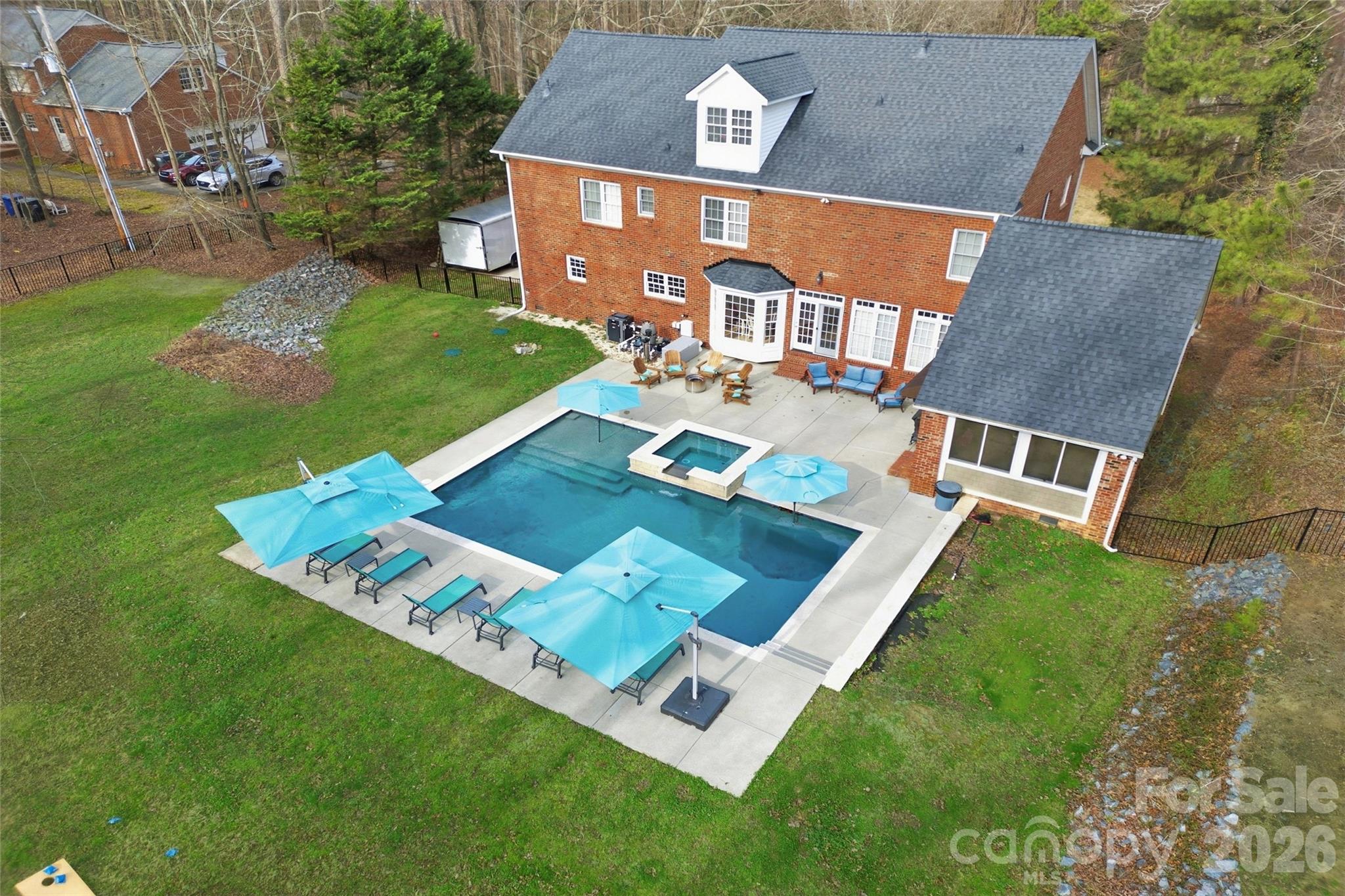 4425 Glen Oaks Drive — Matthews