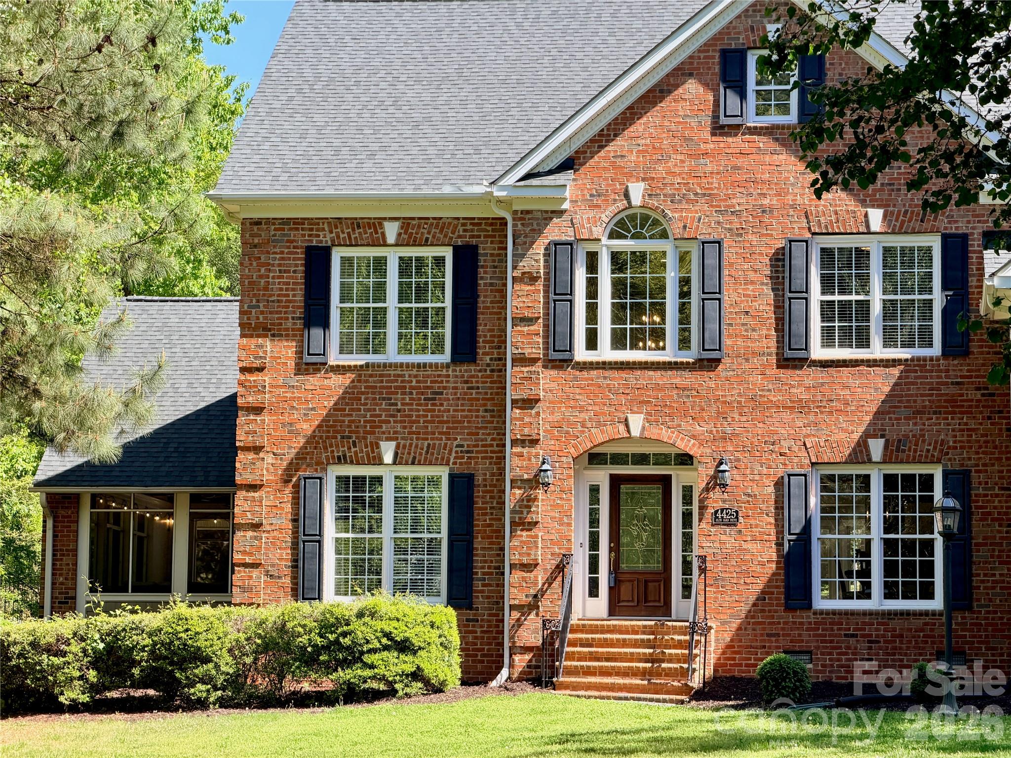 4425 Glen Oaks Drive — Matthews