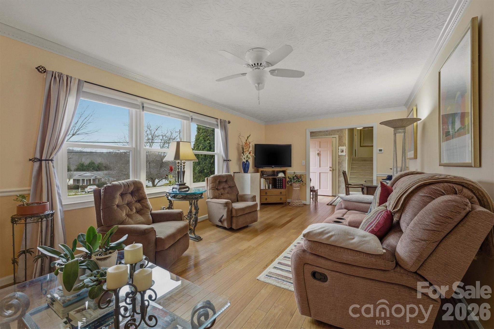 1405 Lower Creek Drive NE — Lenoir