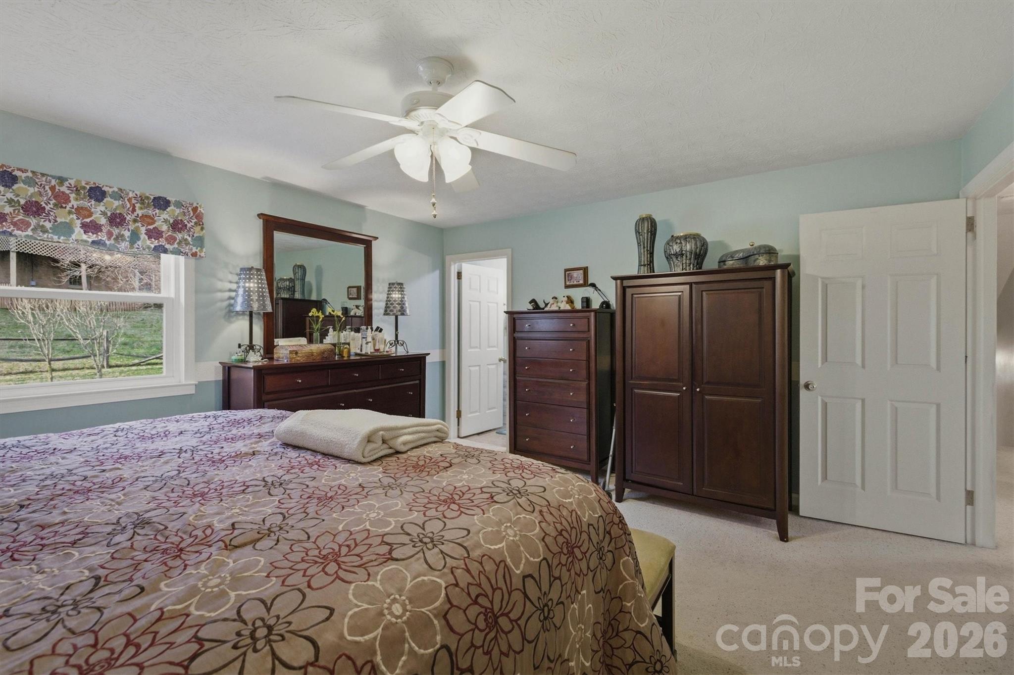 1405 Lower Creek Drive NE — Lenoir