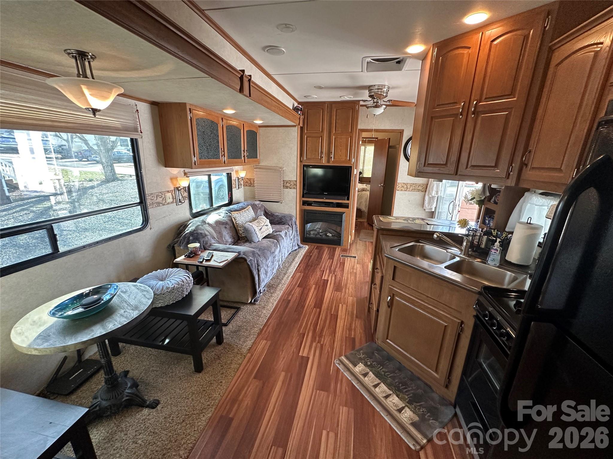 125 Cardinal Avenue — New London
