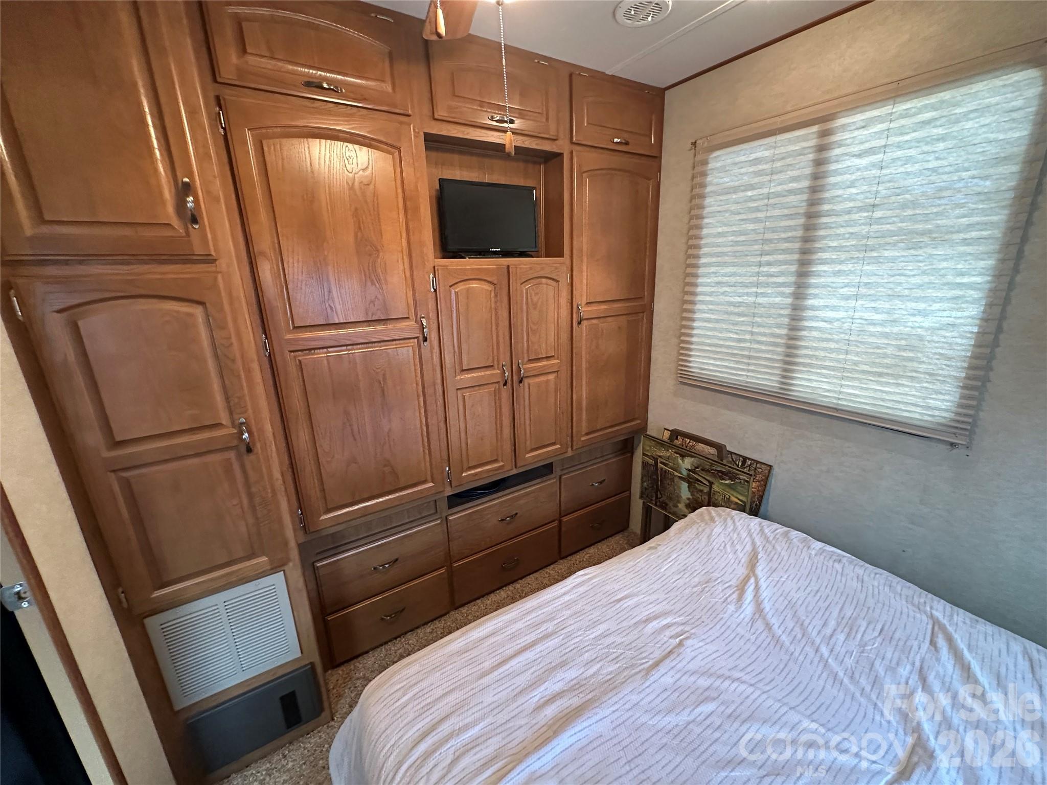 125 Cardinal Avenue — New London