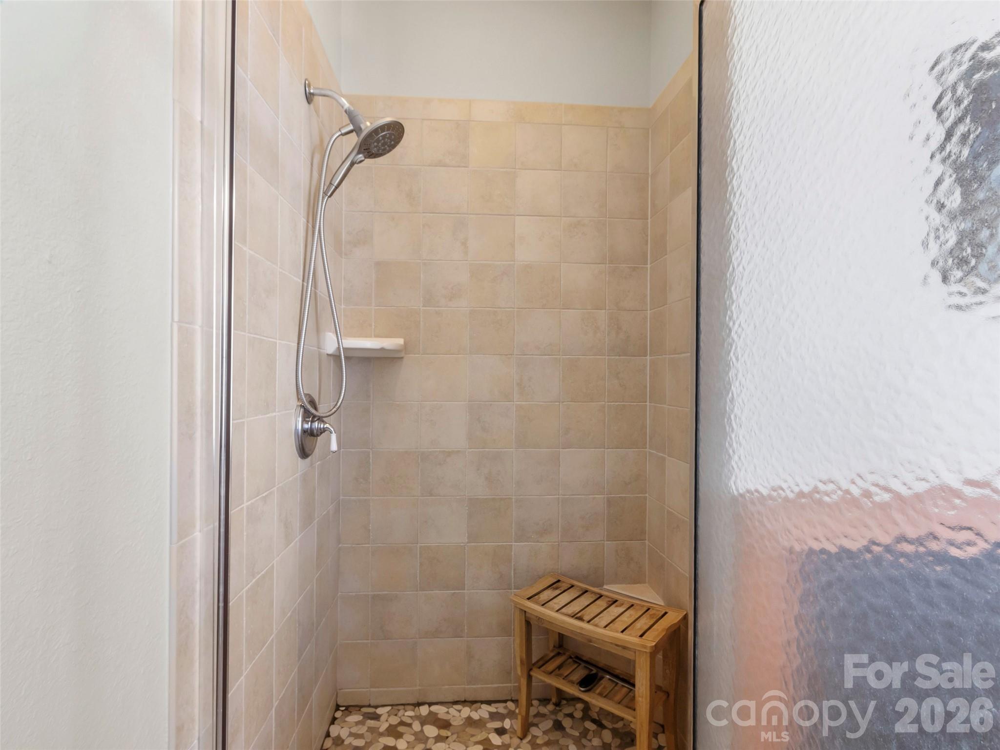 61 Creekside Way #G-101 — Burnsville