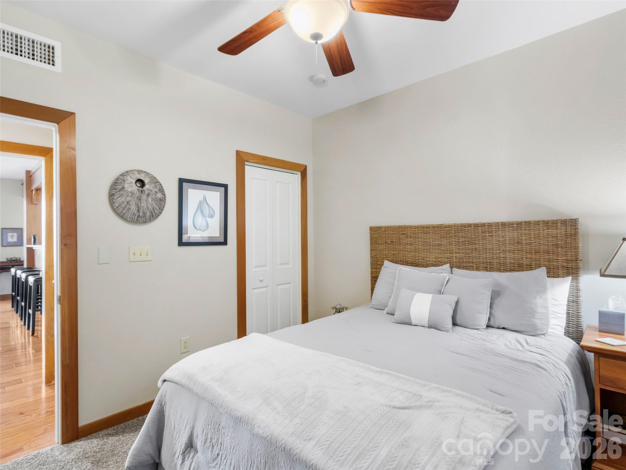 61 Creekside Way #G-101 — Burnsville