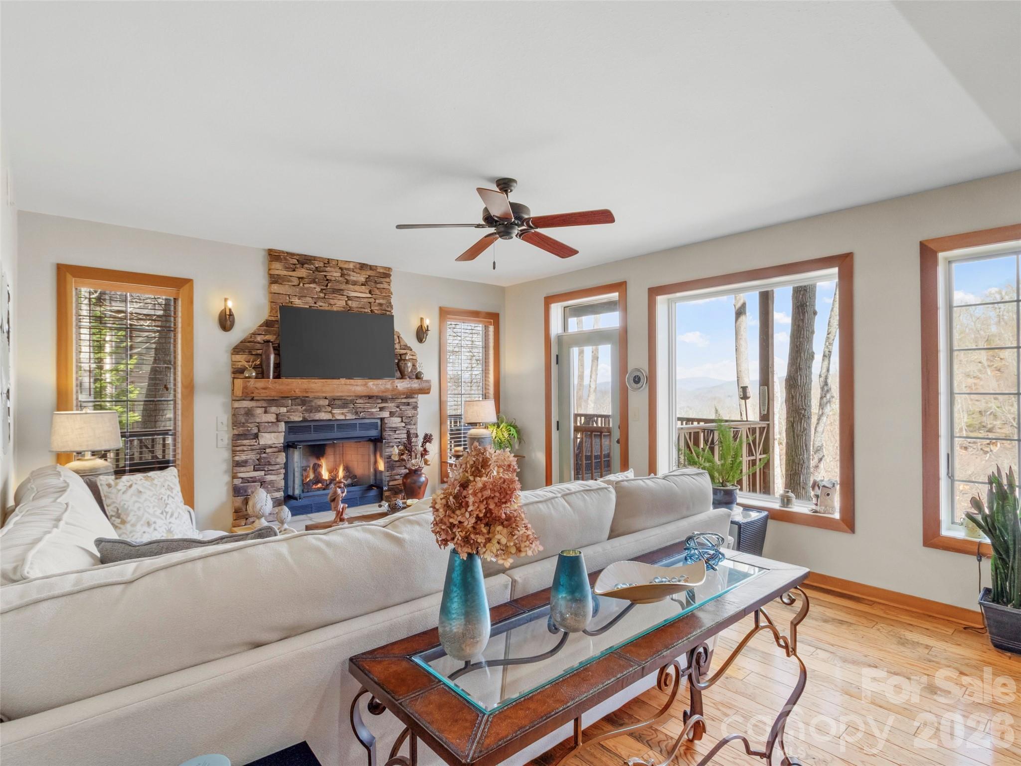 61 Creekside Way #G-101 — Burnsville