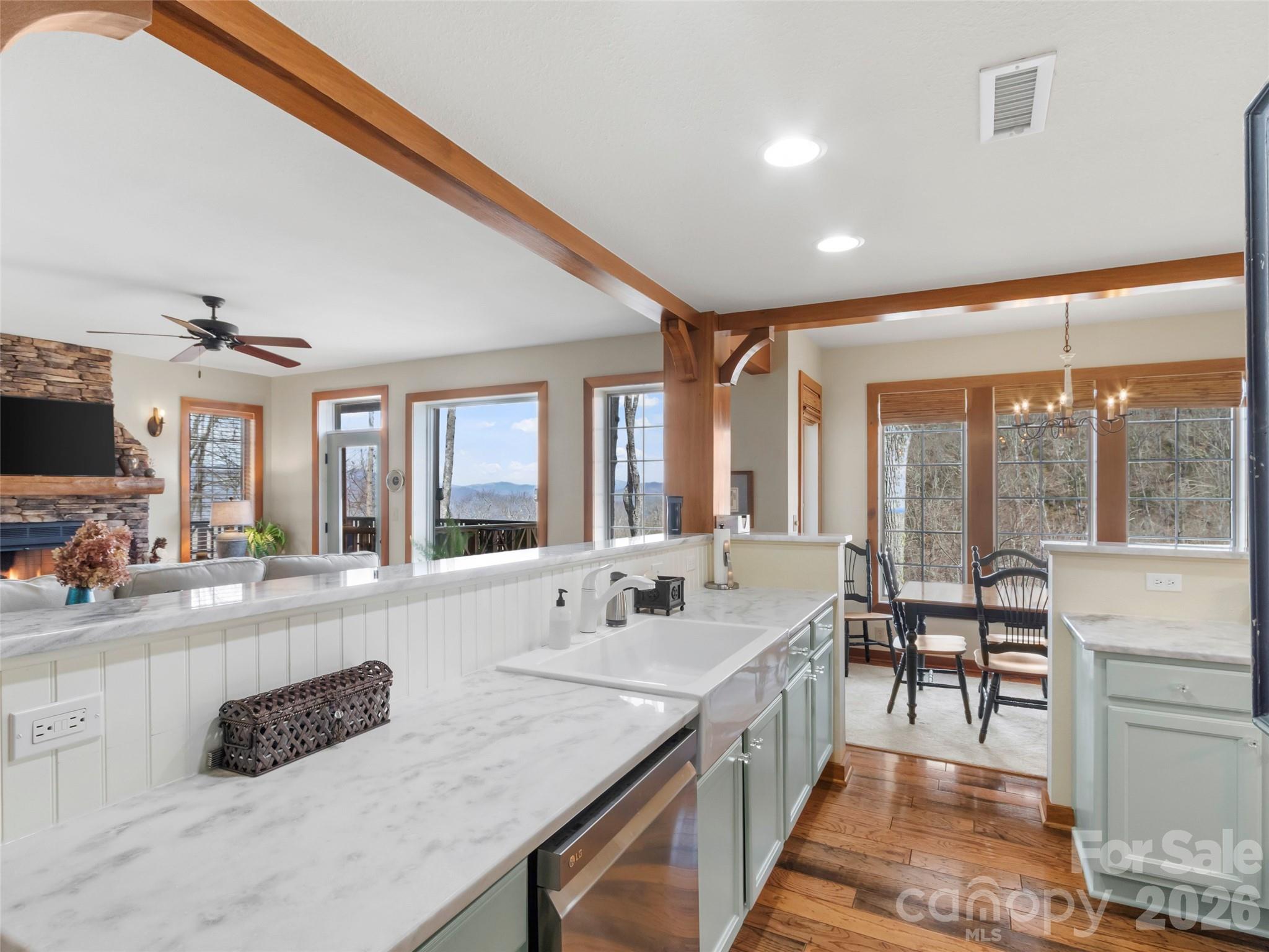 61 Creekside Way #G-101 — Burnsville