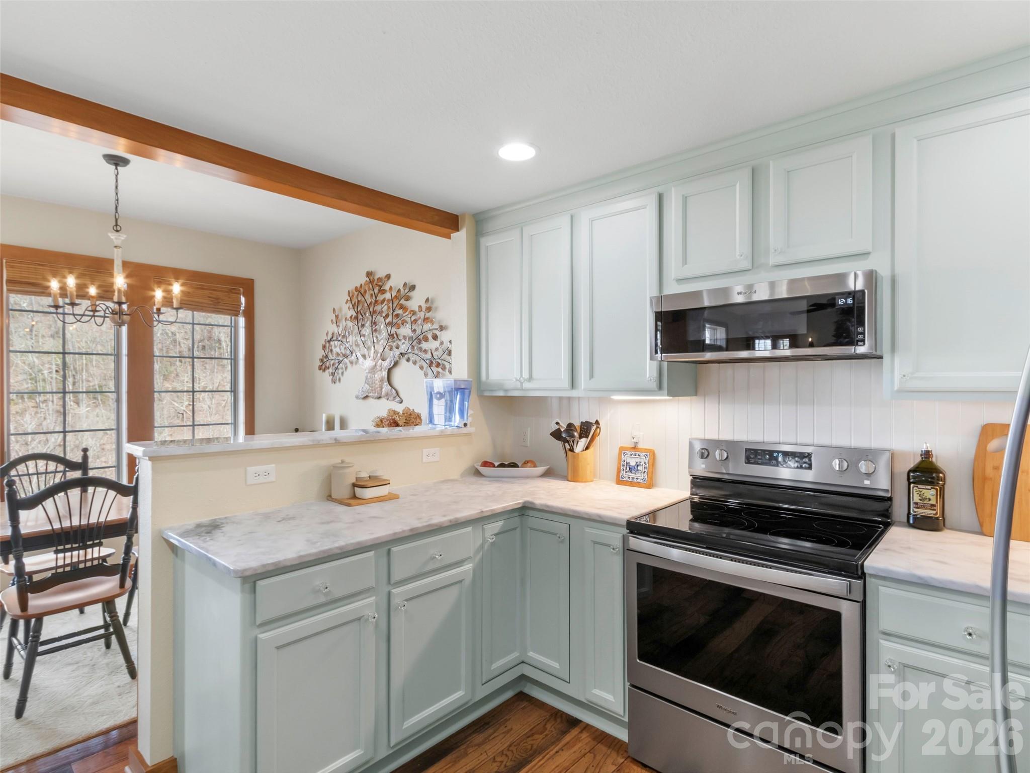 61 Creekside Way #G-101 — Burnsville