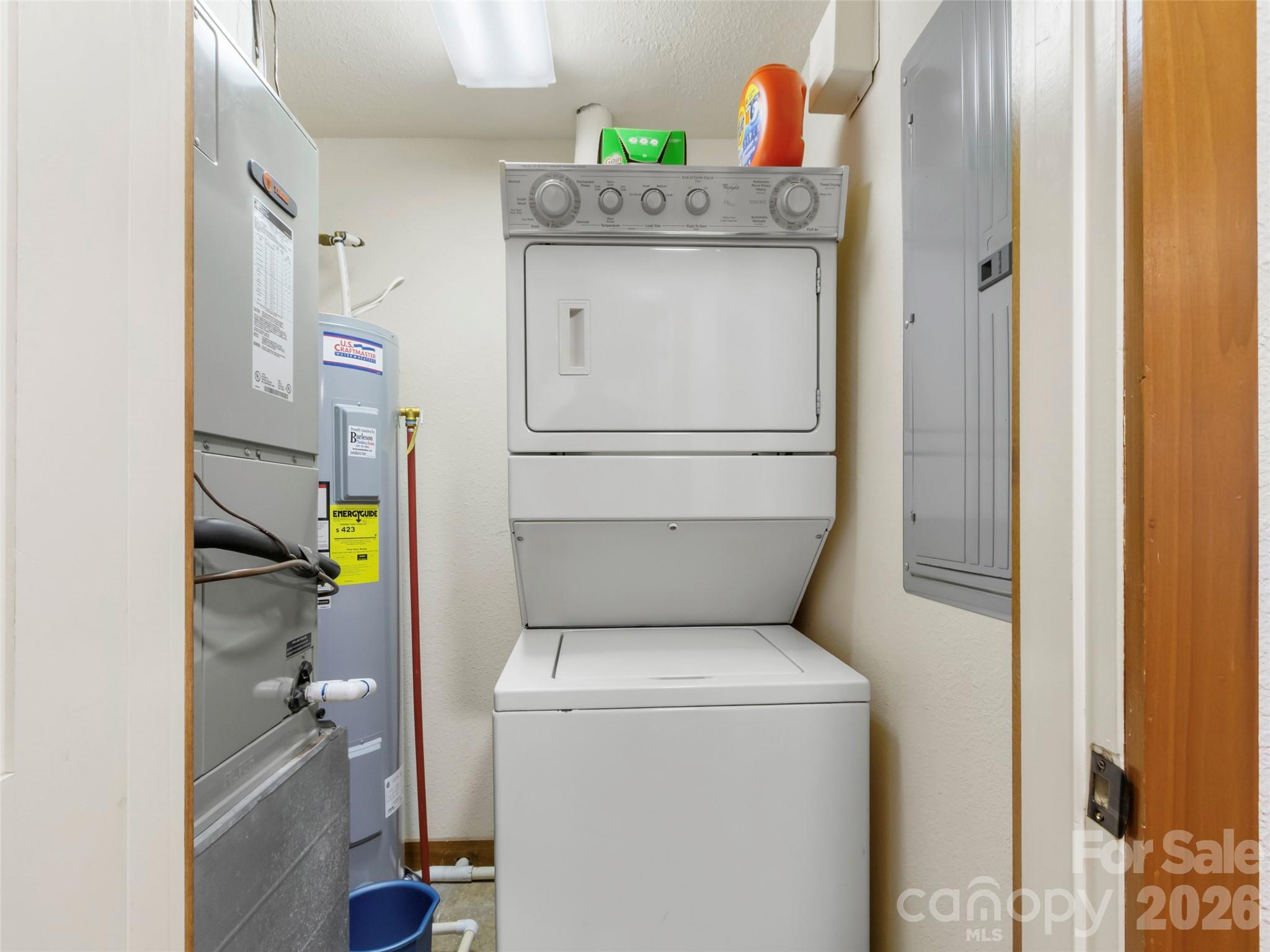 61 Creekside Way #G-101 — Burnsville