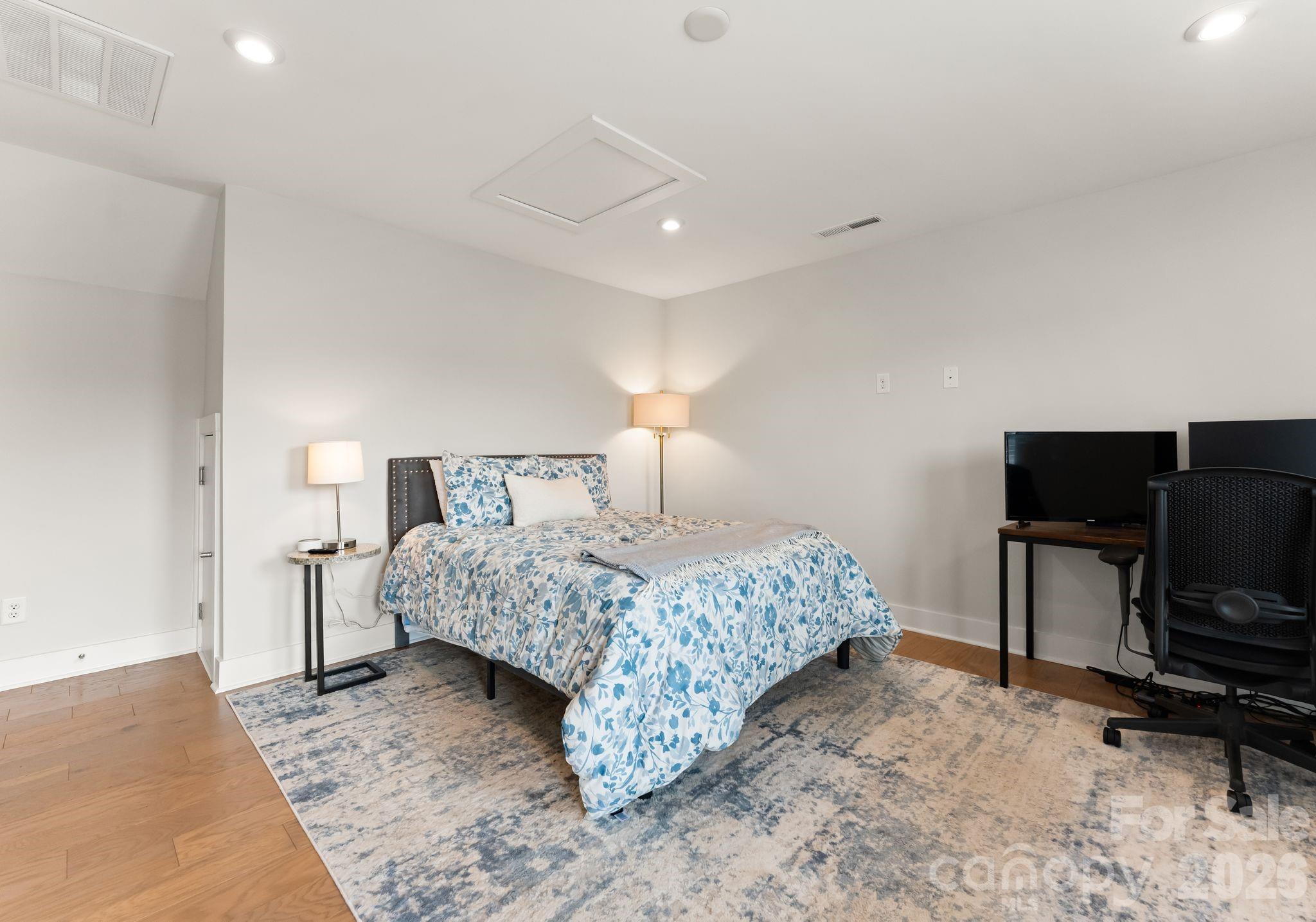 11043 Stetler Street — Charlotte