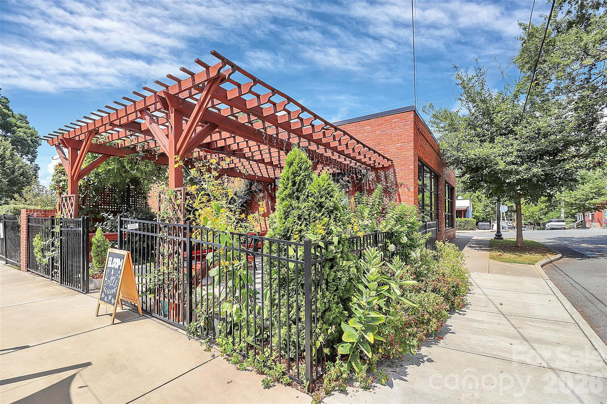 11043 Stetler Street — Charlotte