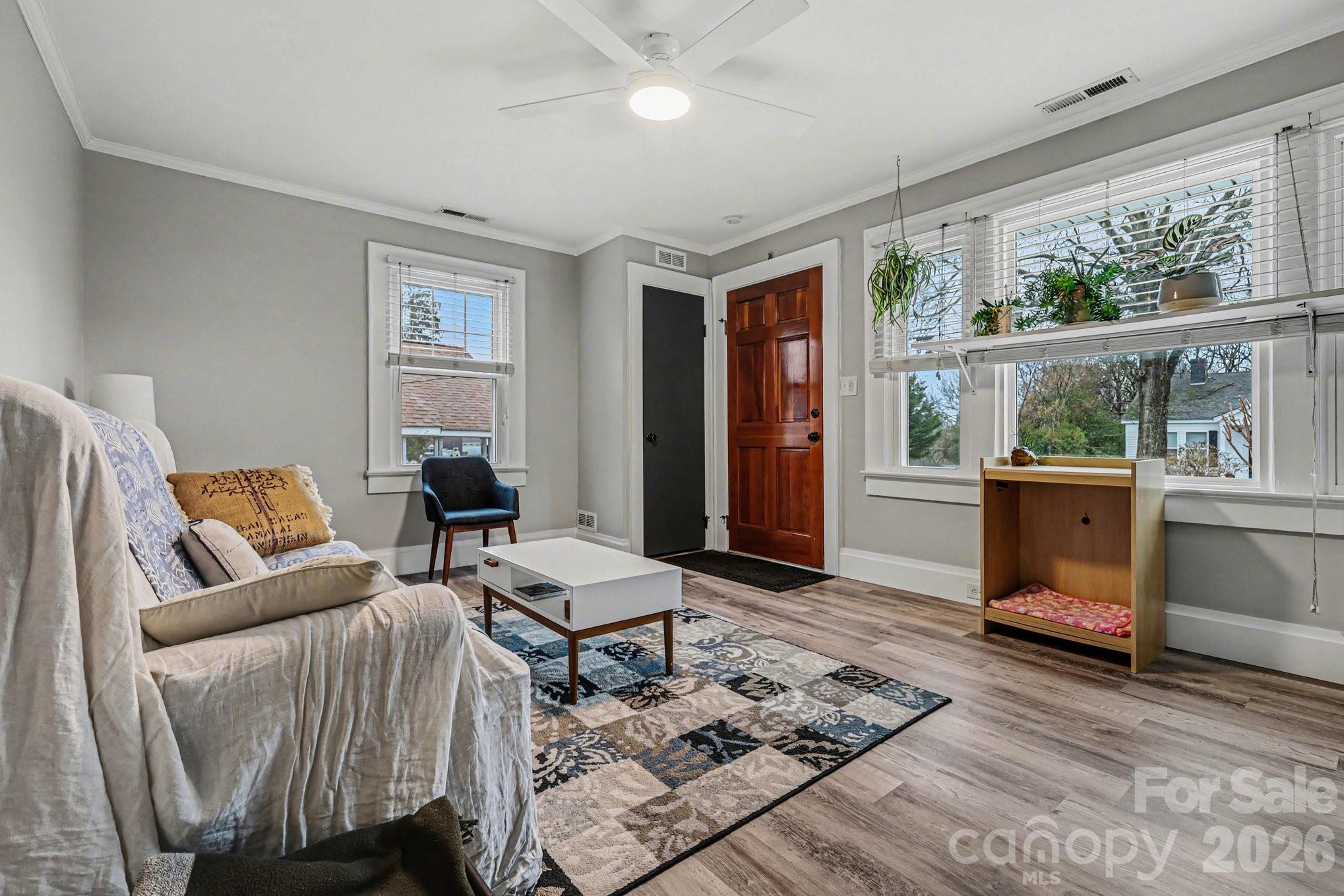 237 Jefferson Avenue NE — Concord