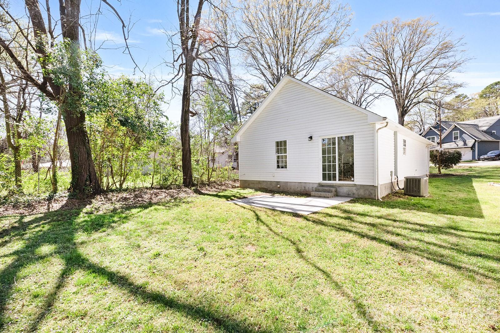 913 Tennyson Drive — Charlotte