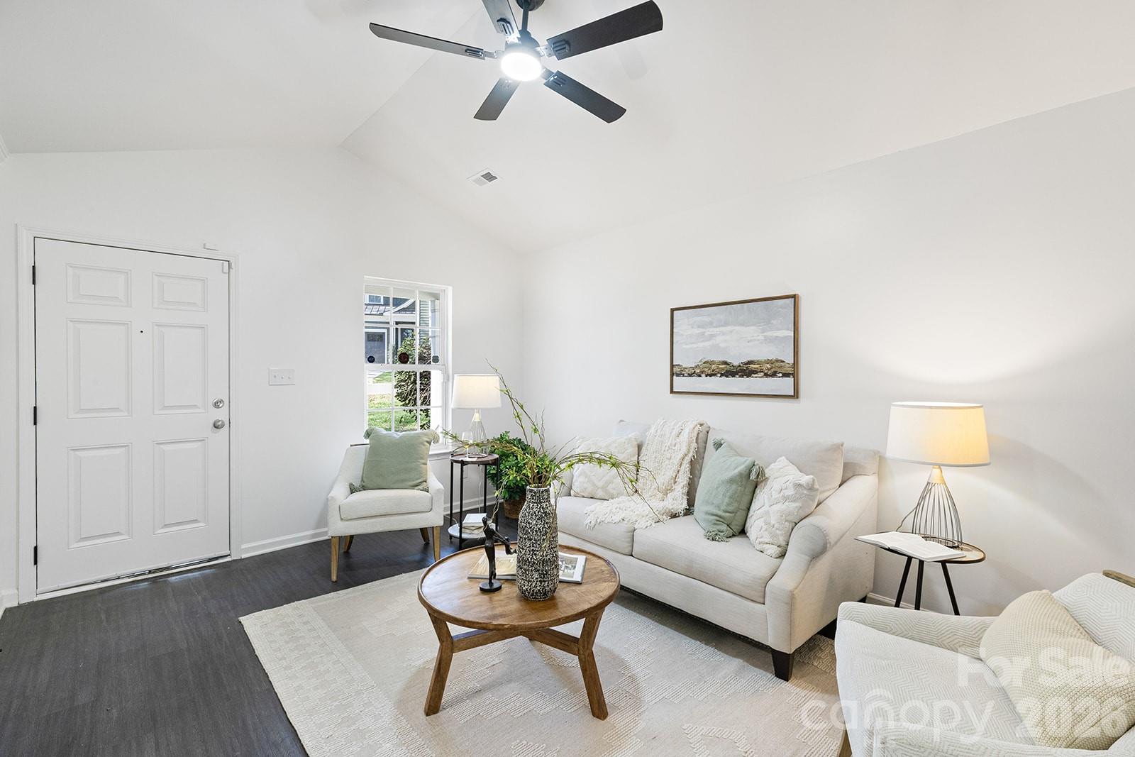 913 Tennyson Drive — Charlotte
