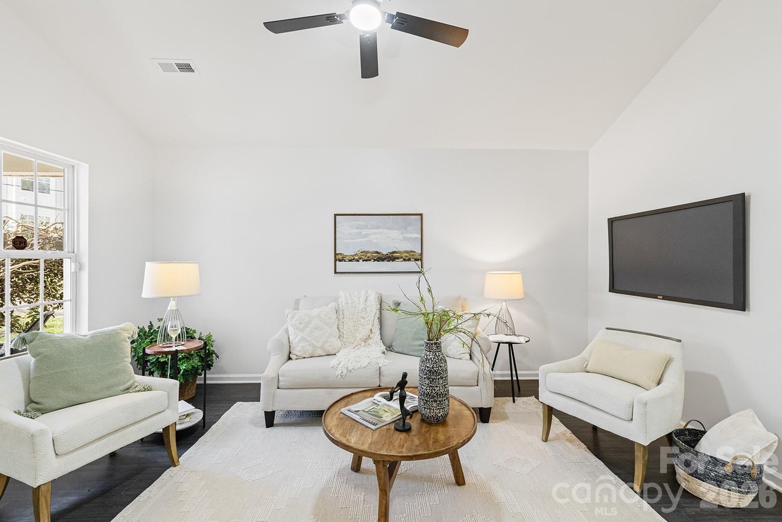913 Tennyson Drive — Charlotte