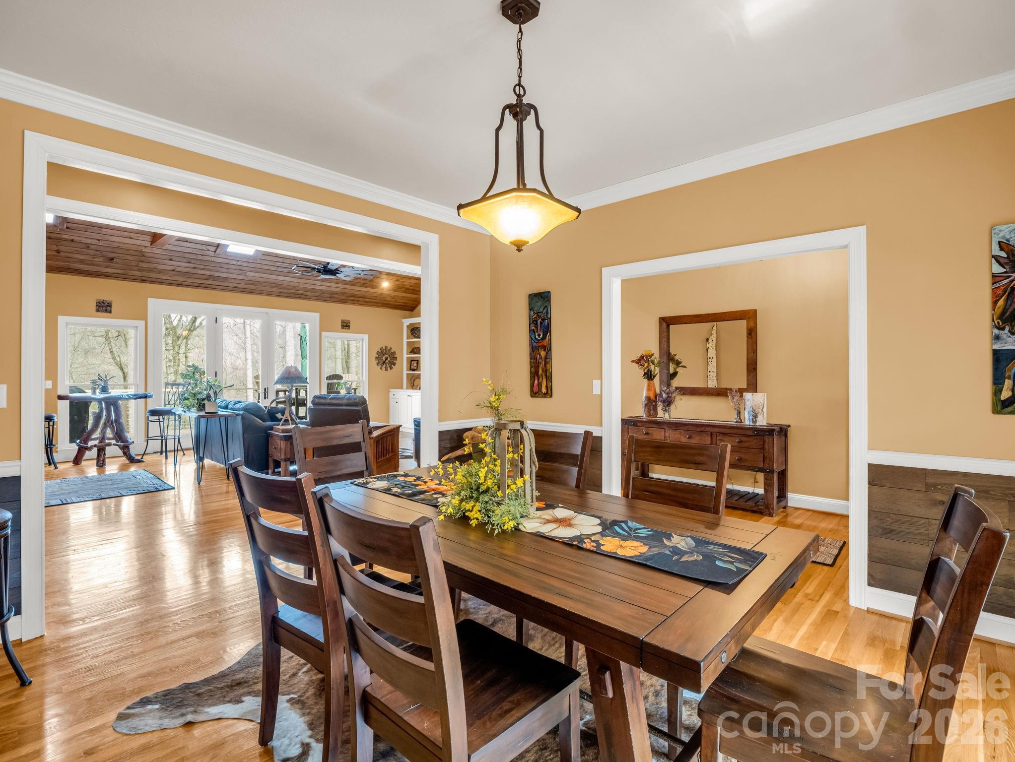 140 Mount Hebron Road — Hendersonville